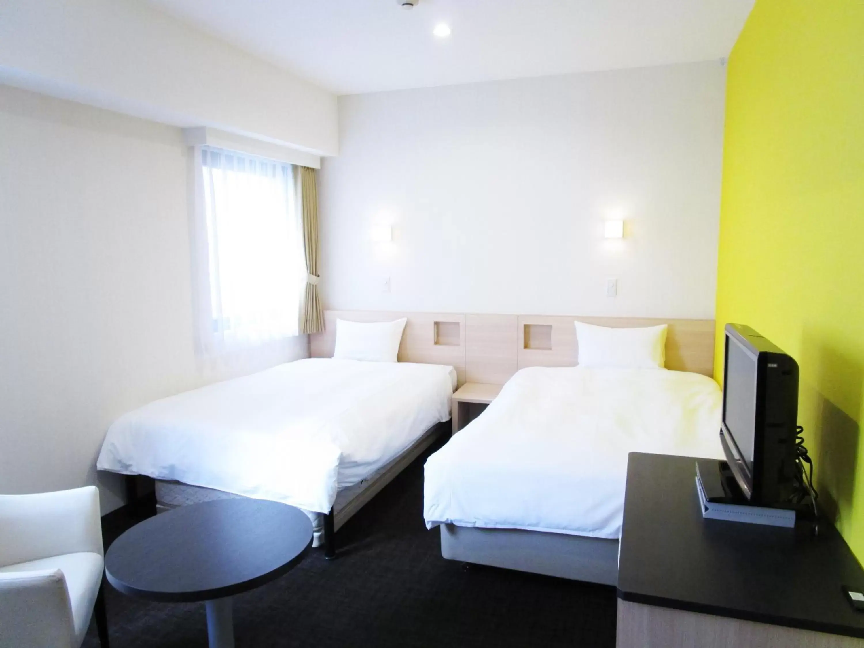 Photo of the whole room, Bed in Smile Hotel Utsunomiya Higashiguchi Photo of the whole room, Bed in Smile Hotel Utsunomiya Higashiguchi