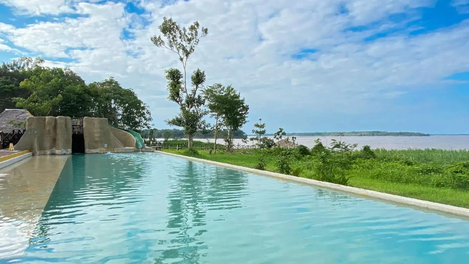 Pool view, Swimming Pool in On Vacation Amazon