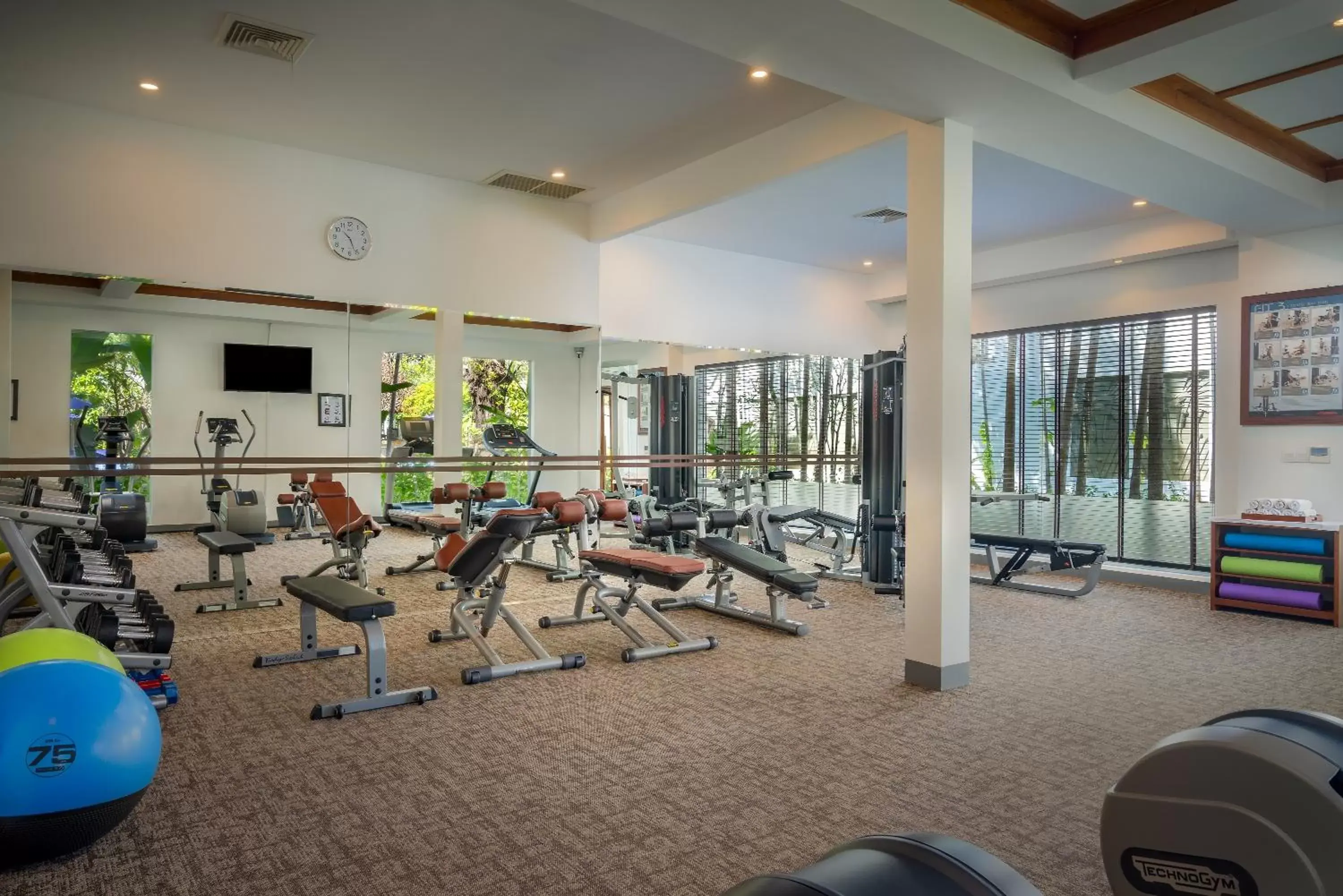 Fitness centre/facilities, Fitness Center/Facilities in Koulen Hotel