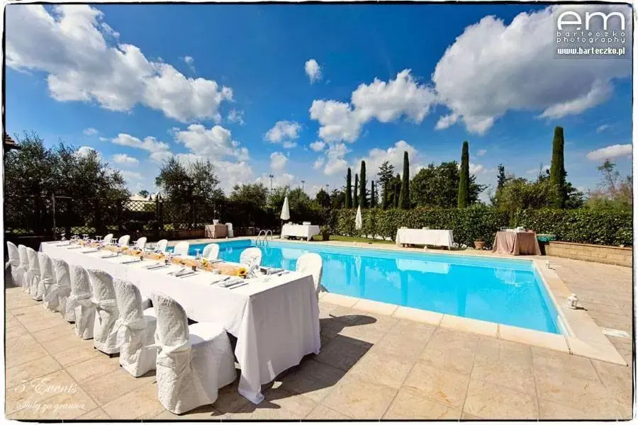 Property building, Swimming Pool in Assia Spa