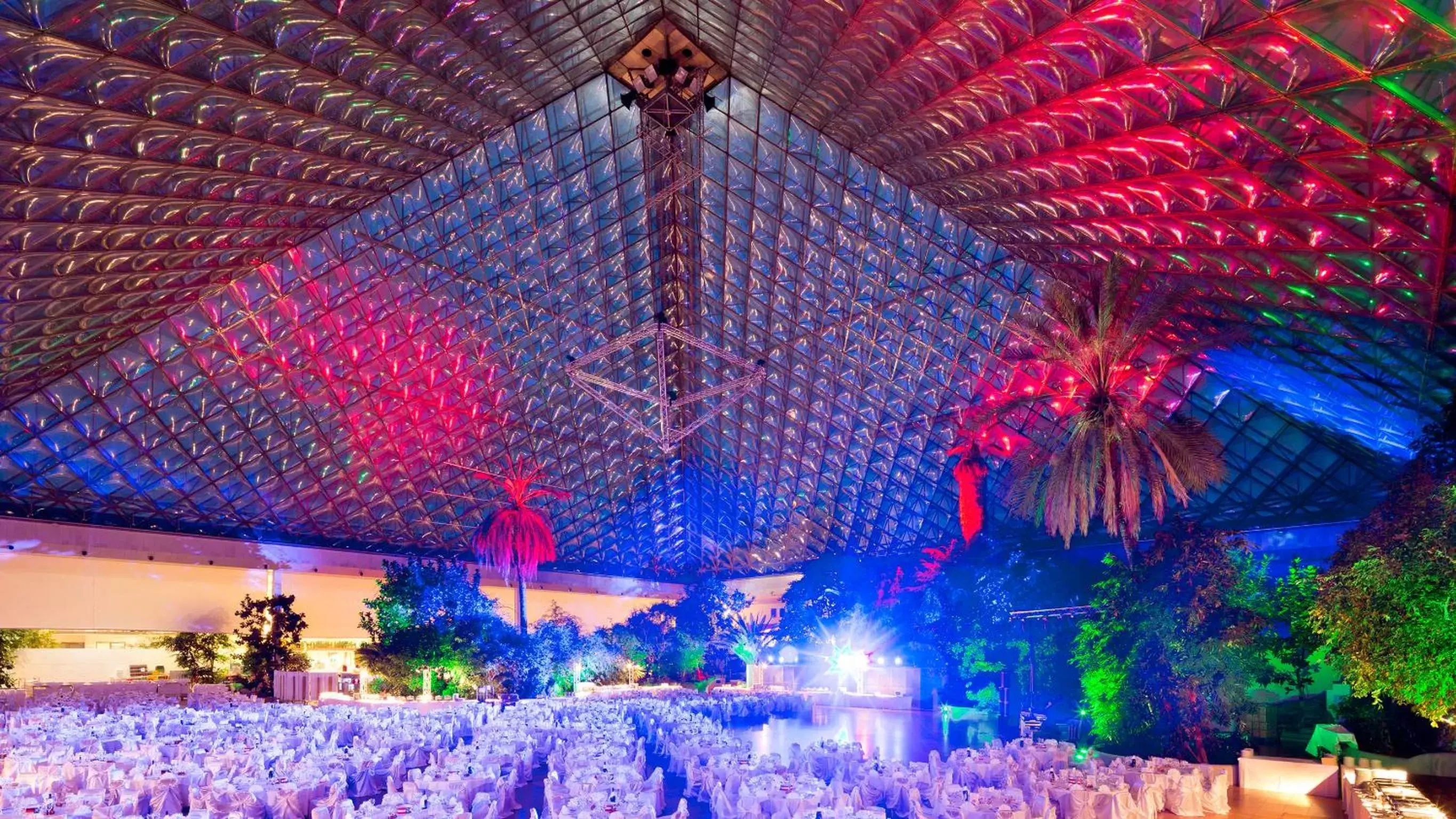 Banquet/Function facilities in Eventhotel Pyramide