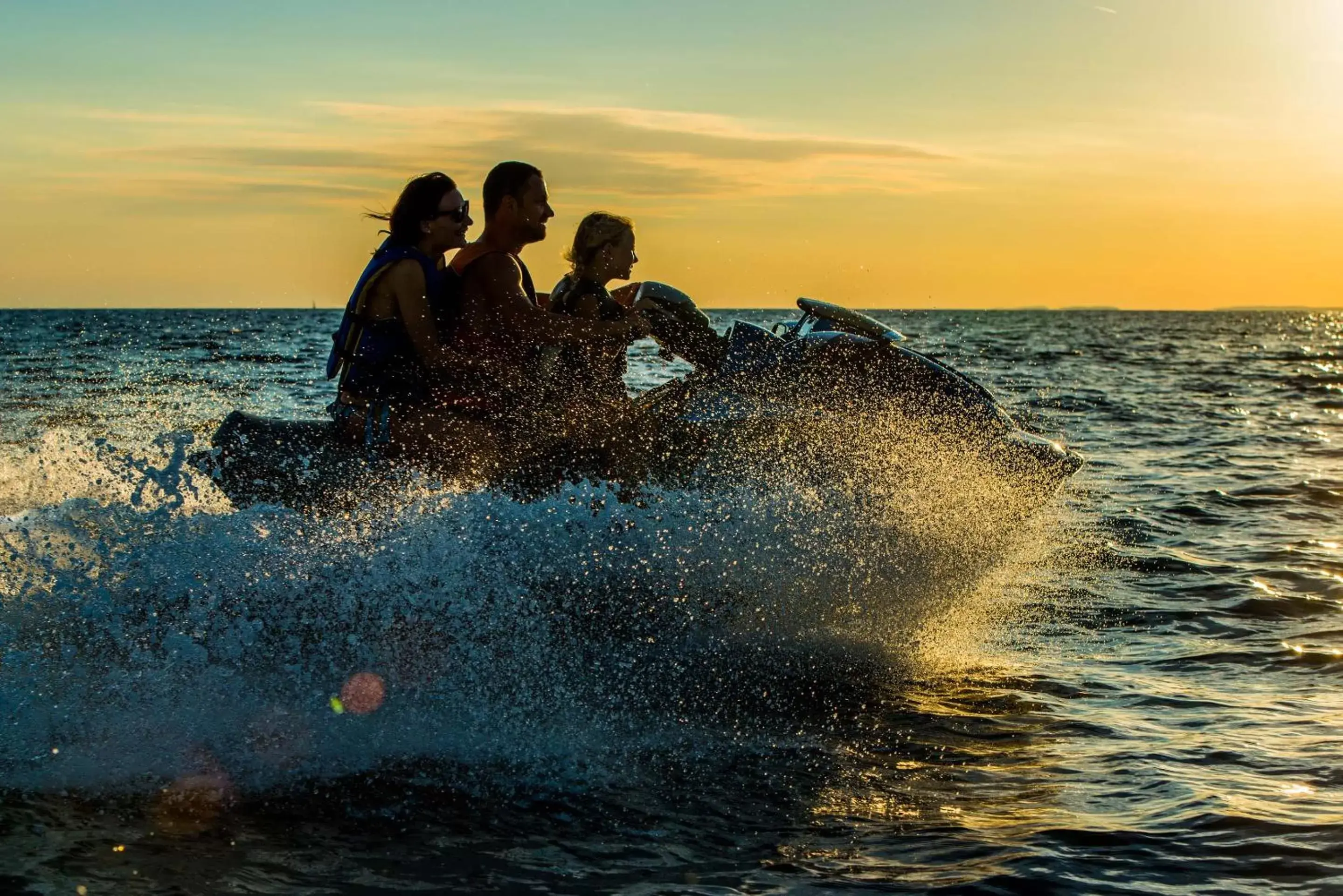 Activities, Sunrise/Sunset in Isla Bella Beach Resort & Spa - Florida Keys