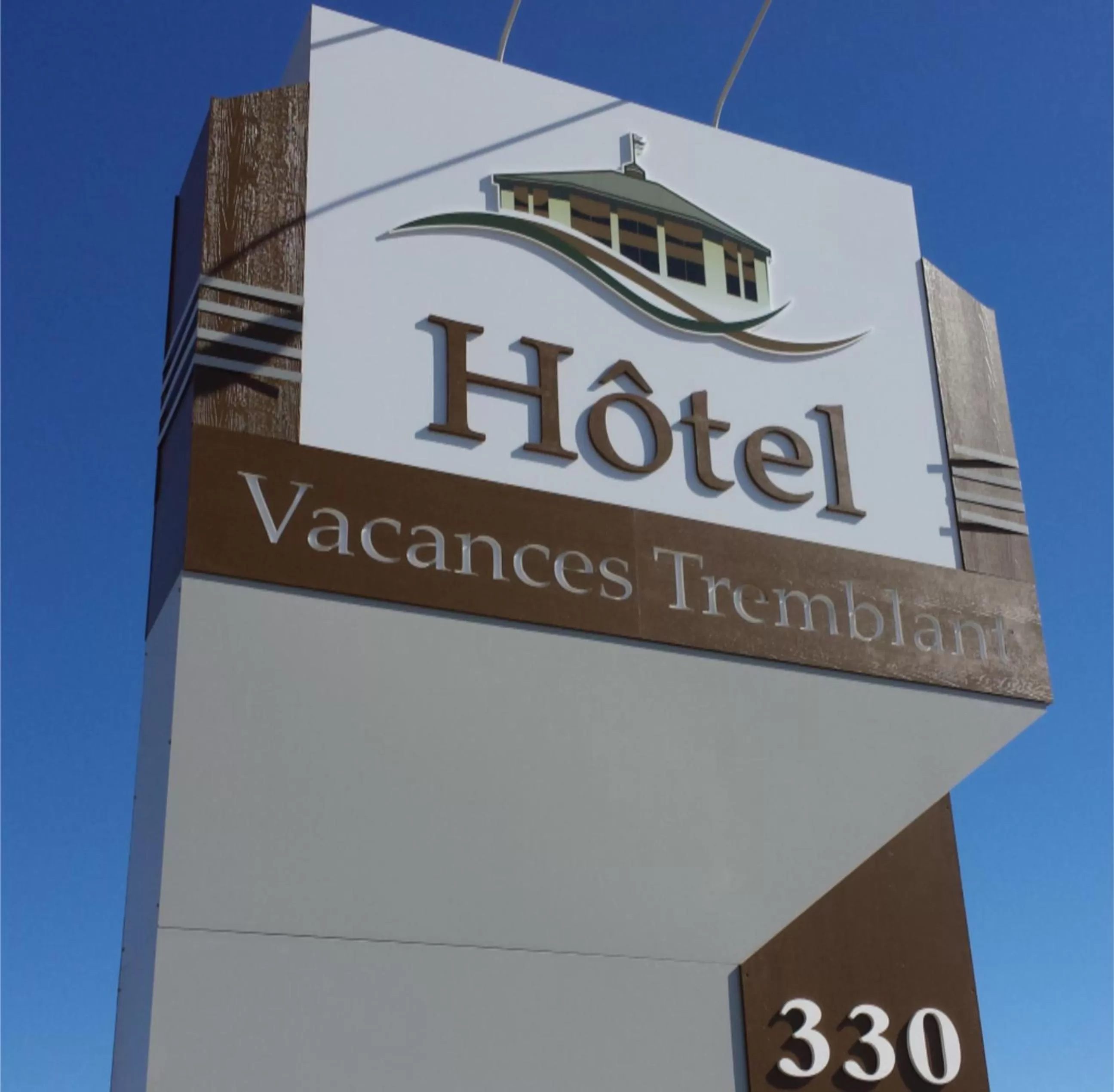 Property logo or sign in Hotel Vacances Tremblant