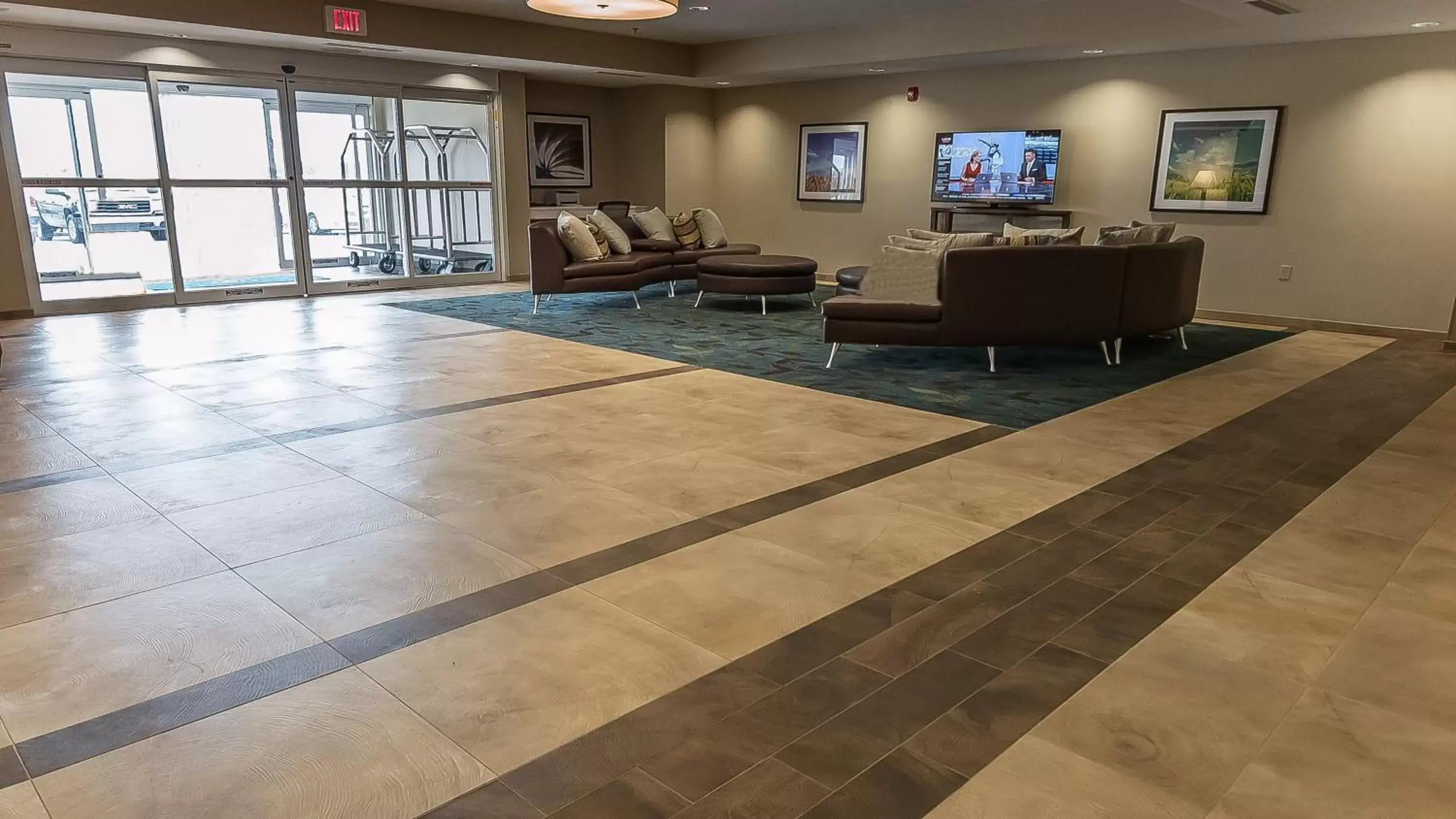 Property building, Lobby/Reception in Candlewood Suites Gonzales - Baton Rouge Area, an IHG Hotel