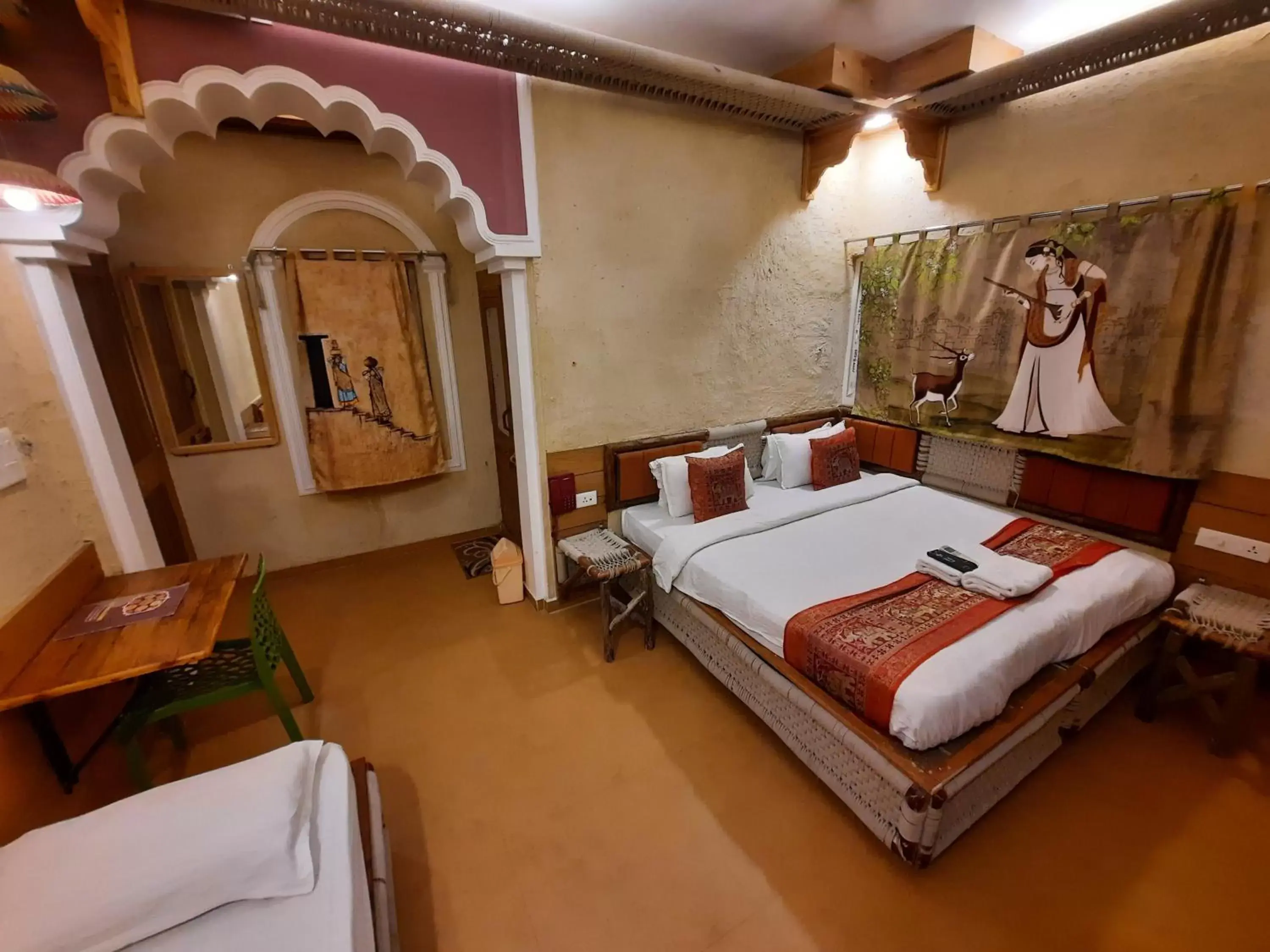 Photo of the whole room, Bed in Hotel Temple On Ganges