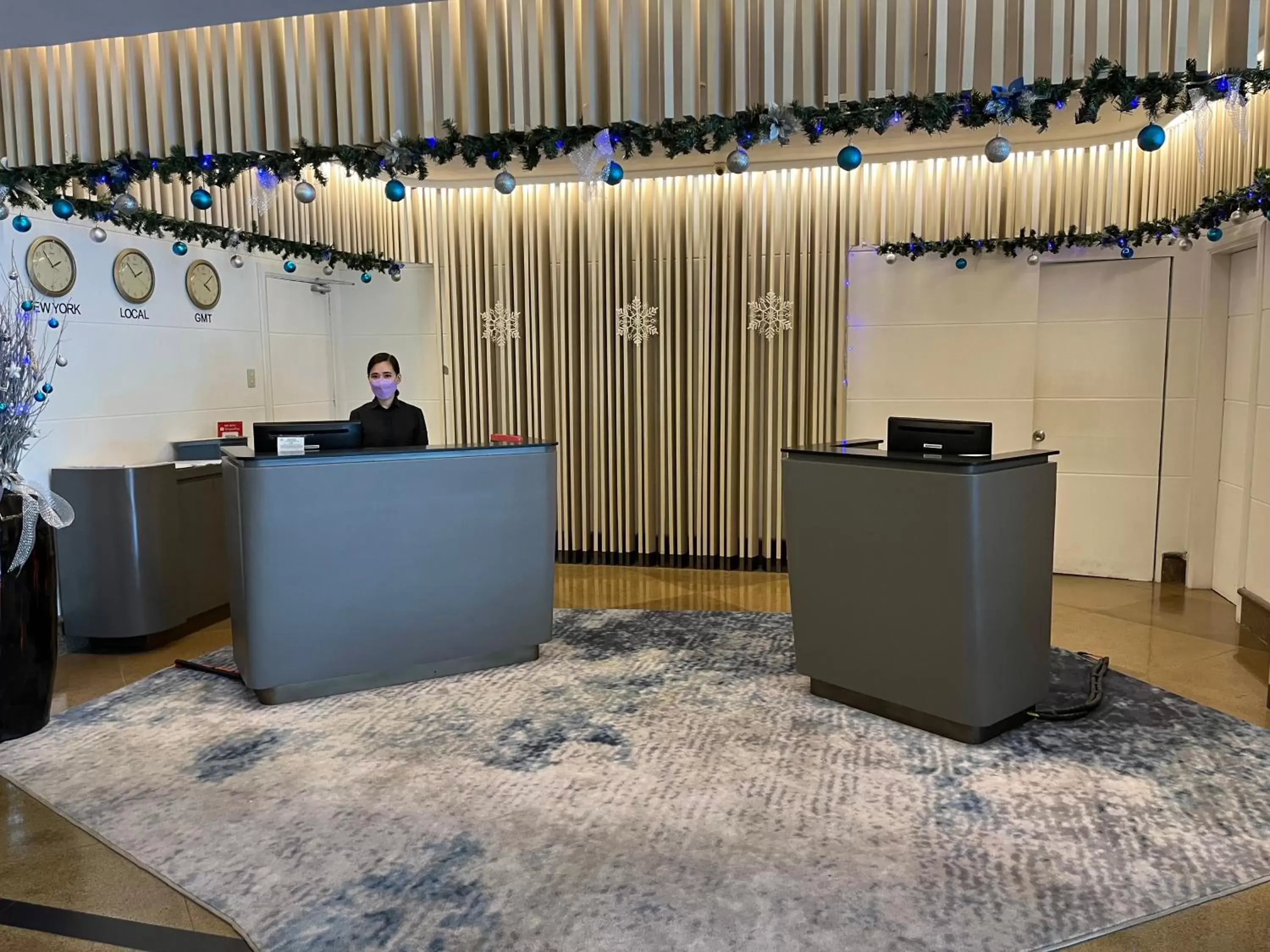 Lobby or reception in Crown Regency Suites Mactan Lobby or reception in Crown Regency Suites Mactan