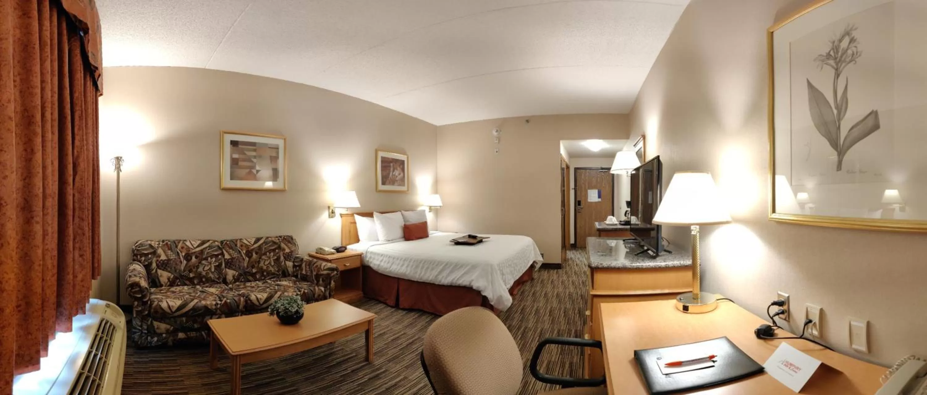 Bed in Humphry Inn and Suites
