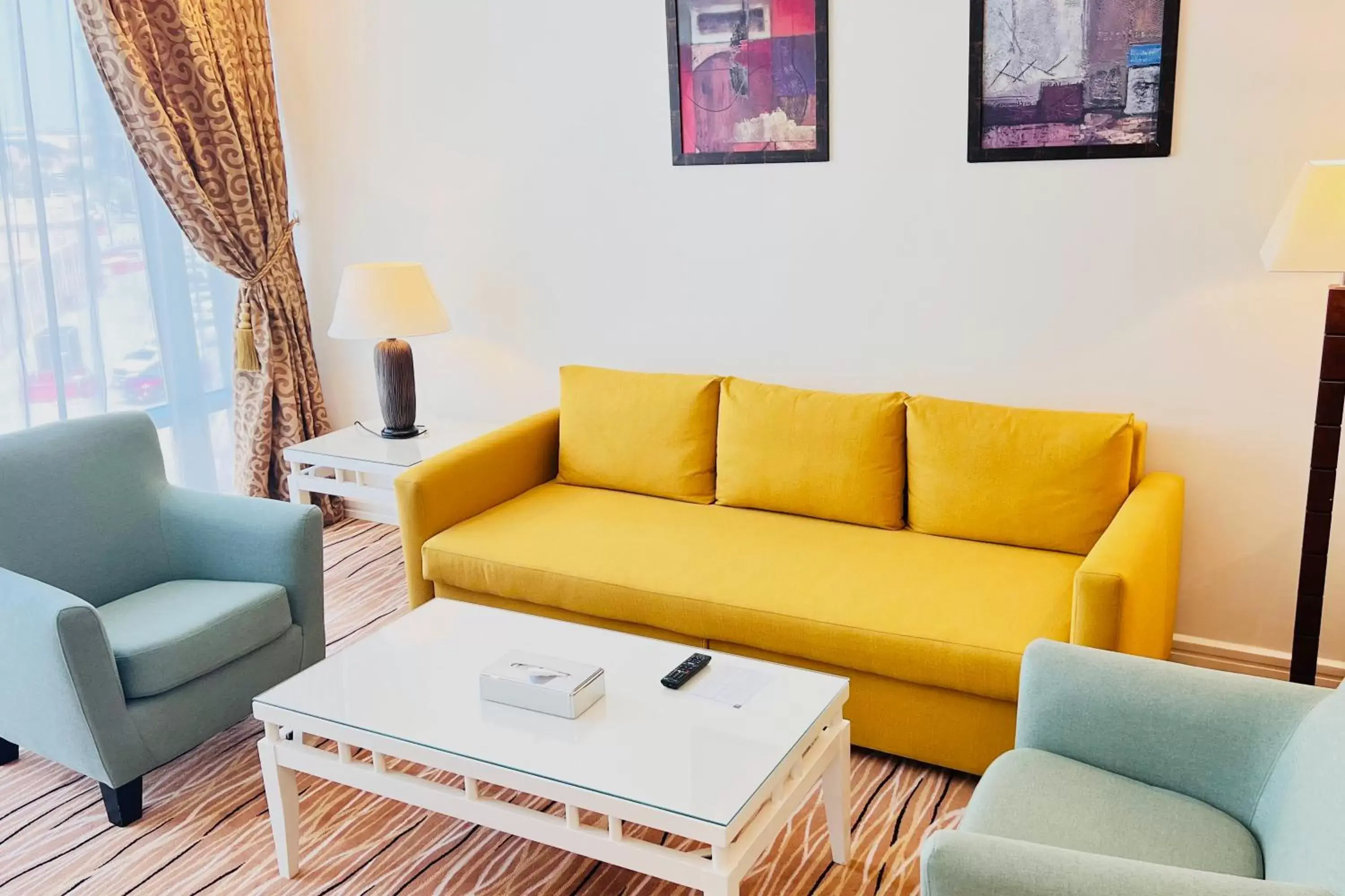 Living room, Seating Area in Plaza Inn Doha