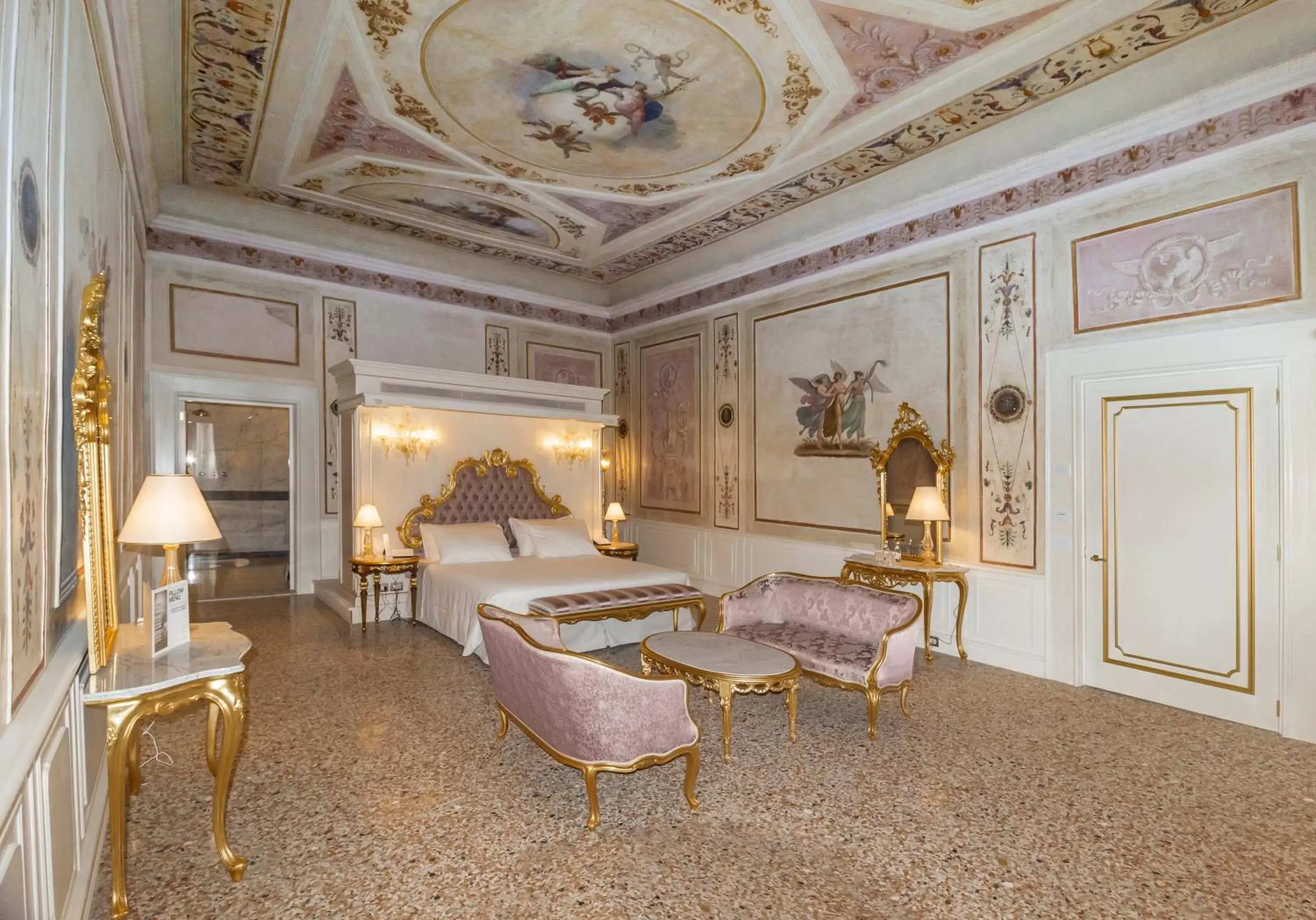 Bedroom, Seating Area in Ca' Bonfadini Historic Experience