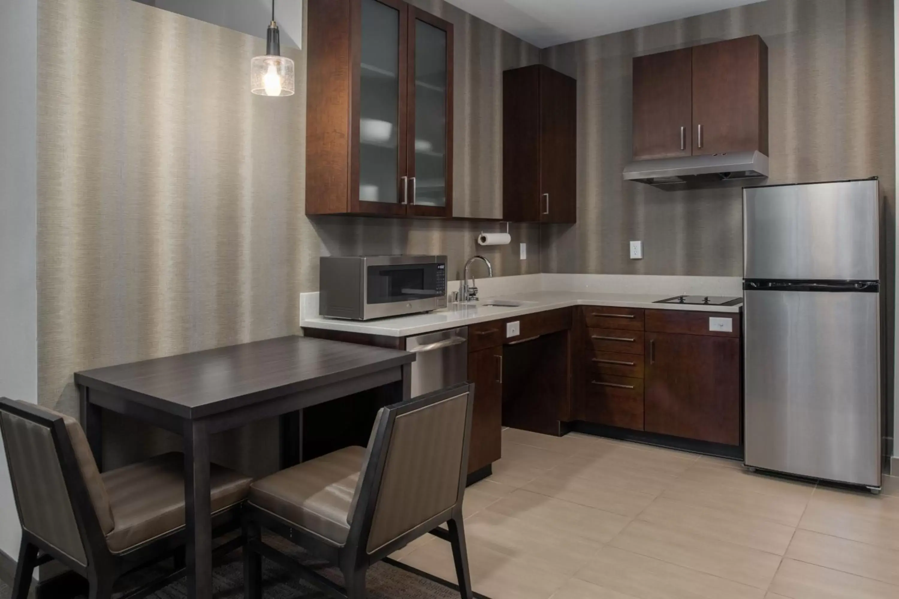 Kitchen or kitchenette, Kitchen/Kitchenette in Residence Inn by Marriott Portland Vancouver