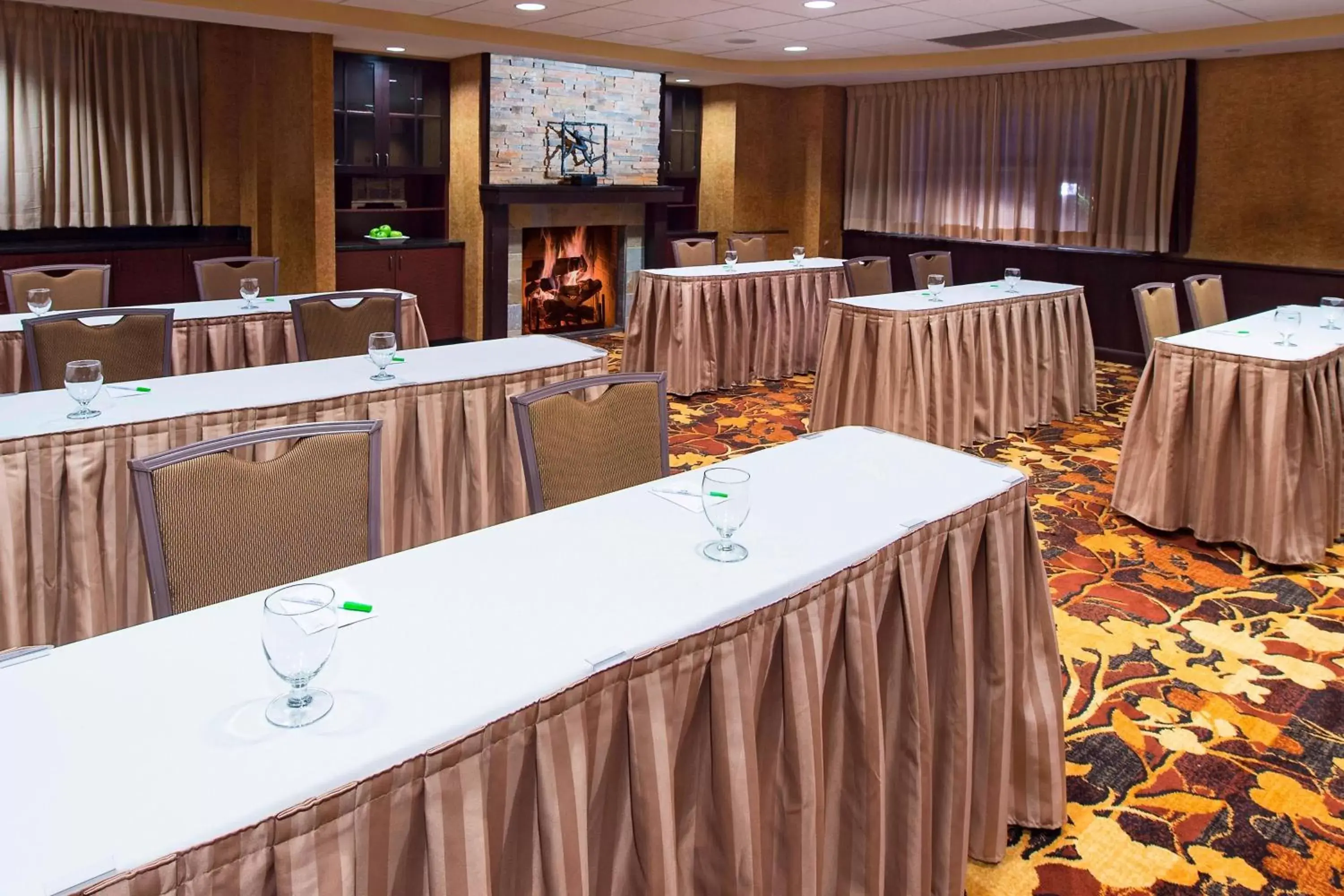 Meeting/conference room, Business Area/Conference Room in Courtyard Marriott Lake Placid