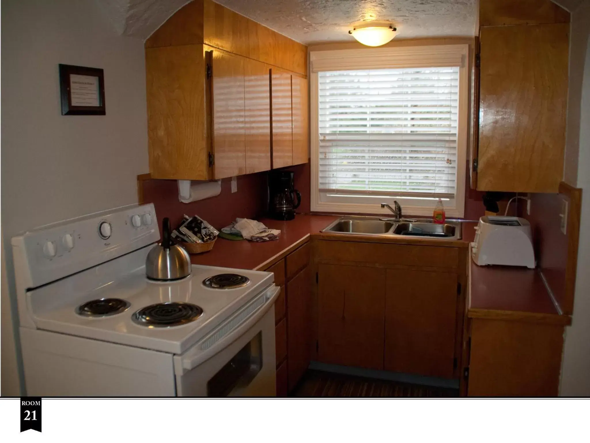 Kitchen or kitchenette, Kitchen/Kitchenette in Ecola Creek Lodge