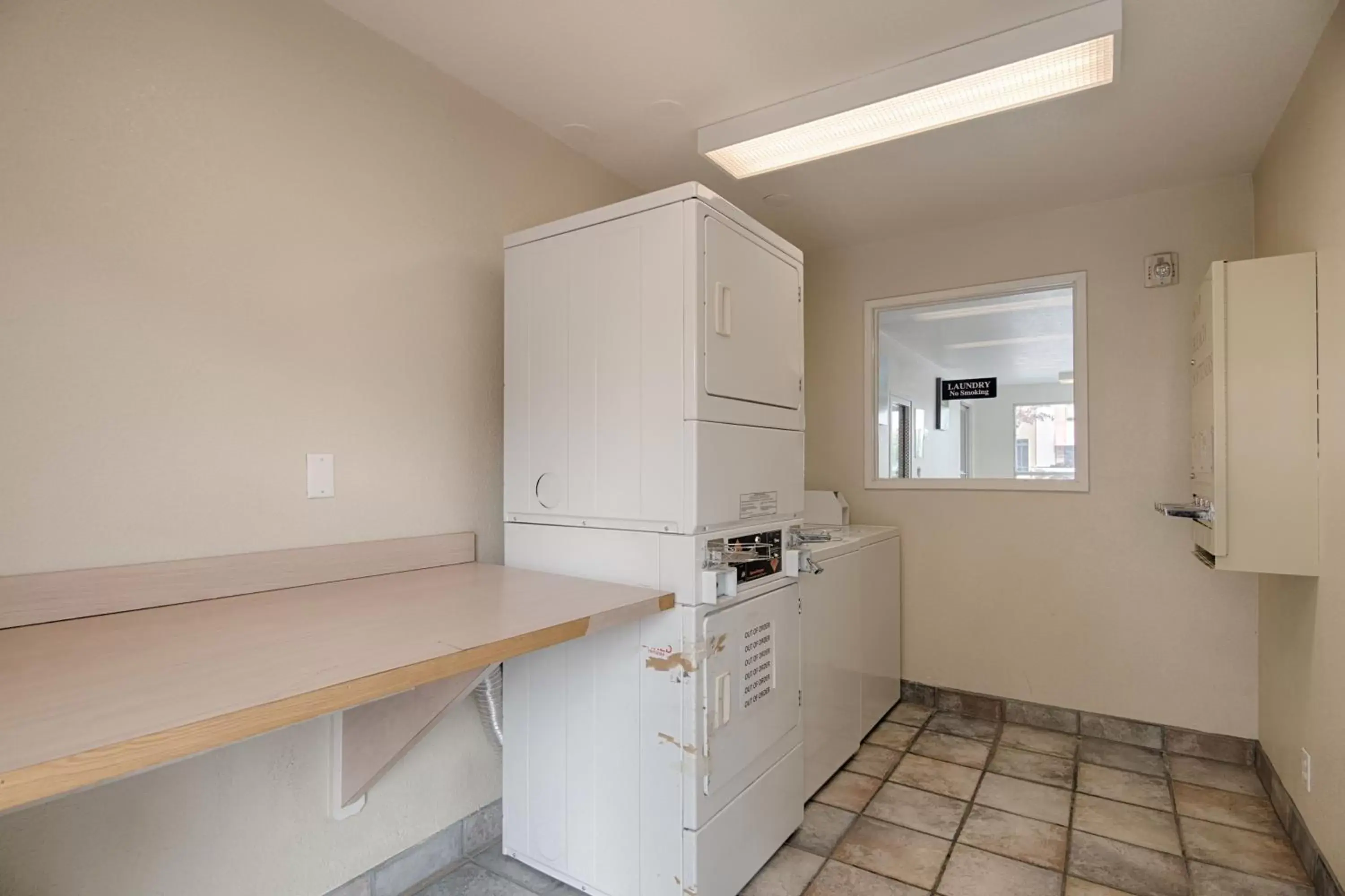 Decorative detail, Kitchen/Kitchenette in Motel 6-Winnemucca, NV