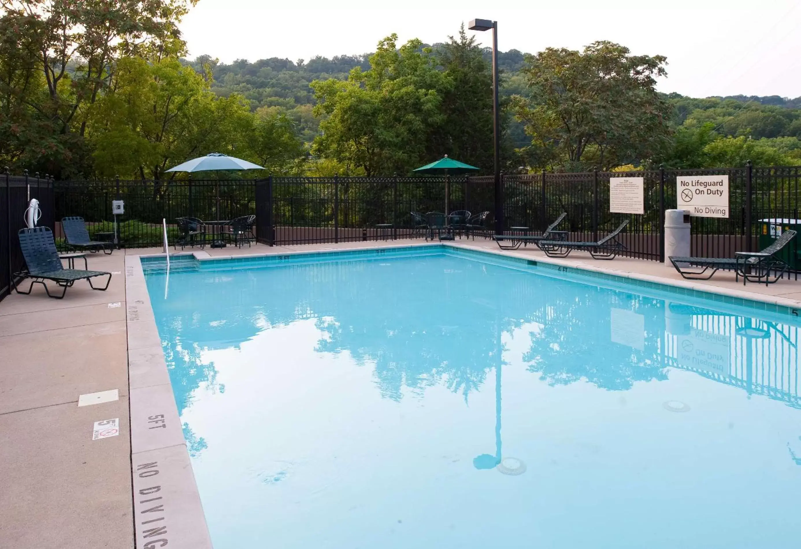 Pool view, Swimming Pool in Hampton Inn Nashville/Brentwood-I-65S