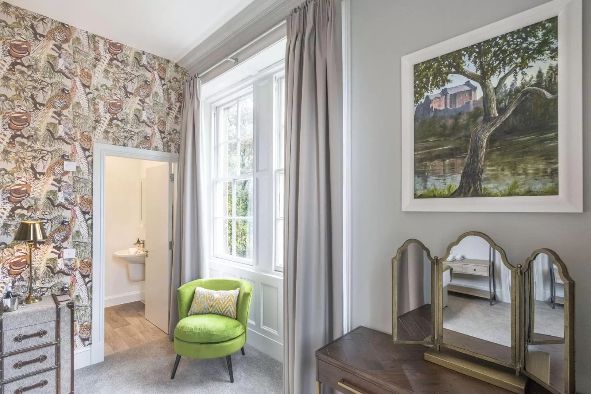 Photo of the whole room, Bed in The Woodside