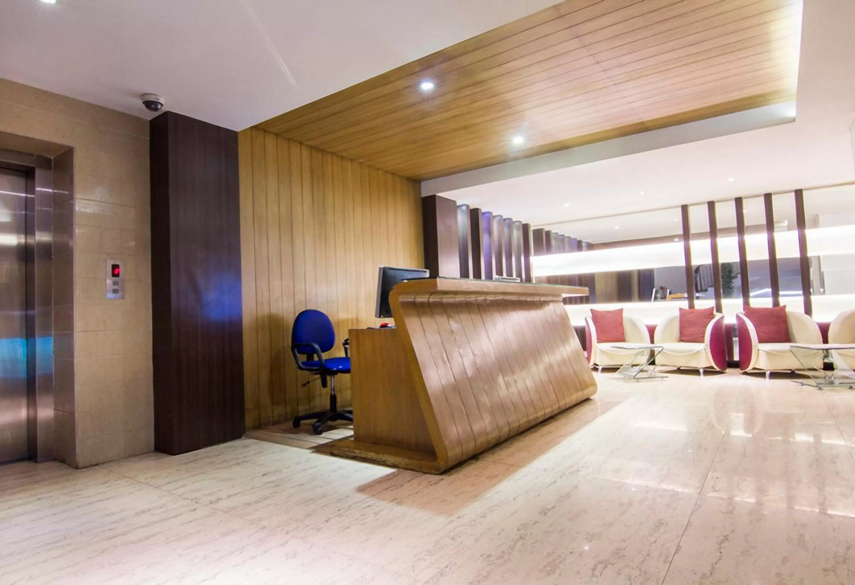 Lobby or reception in The Roa Hotel