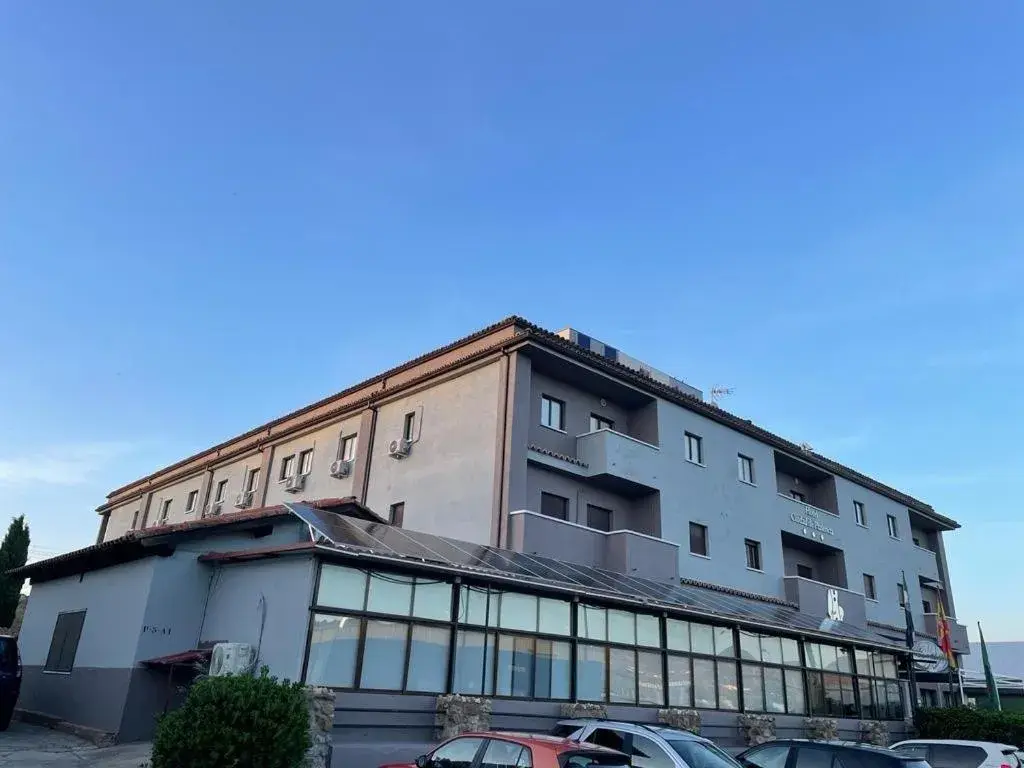 Facade/entrance, Property Building in Hotel Ciudad de Plasencia