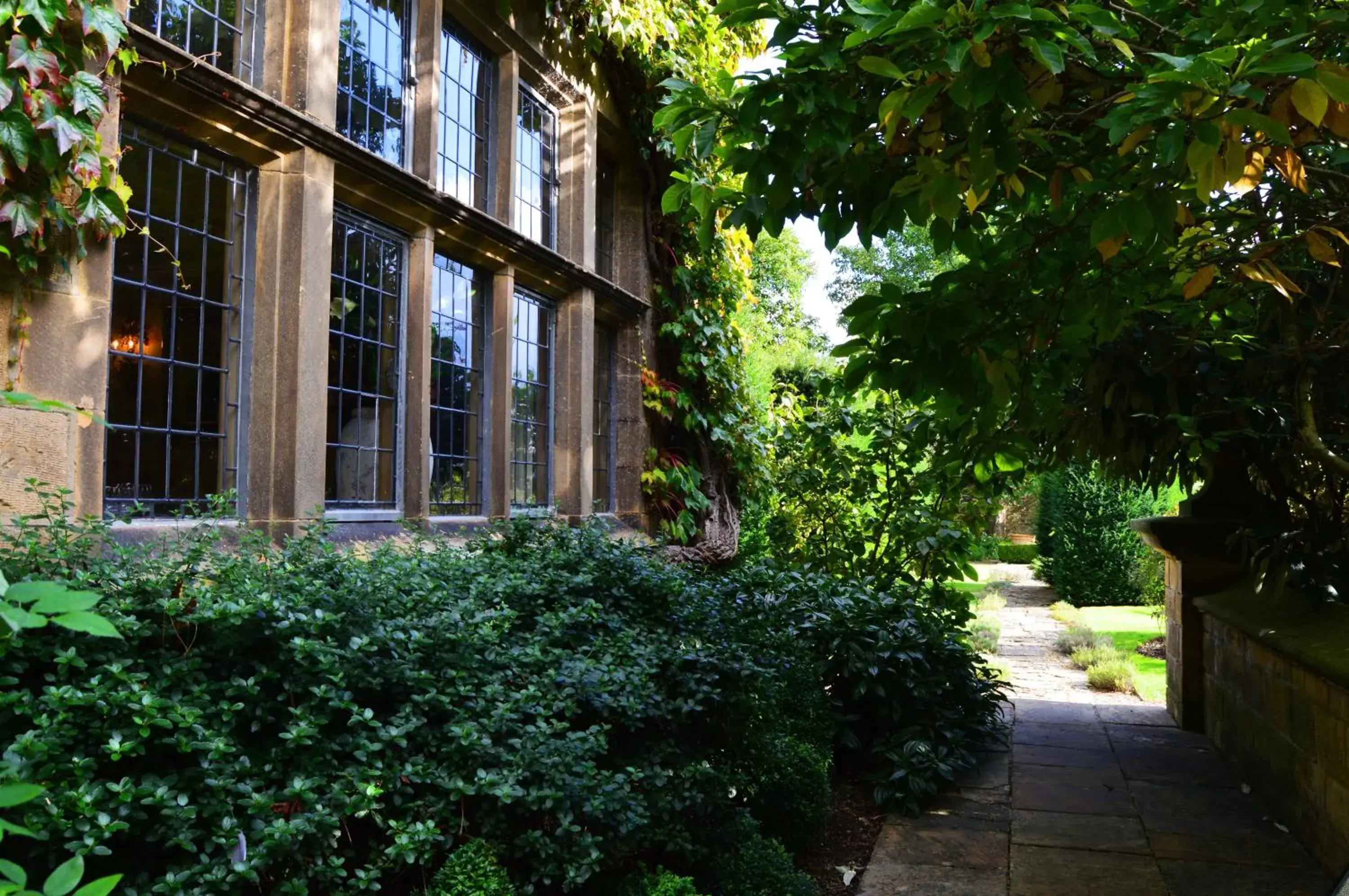 Garden, Property Building in Fischers Baslow Hall - Chatsworth