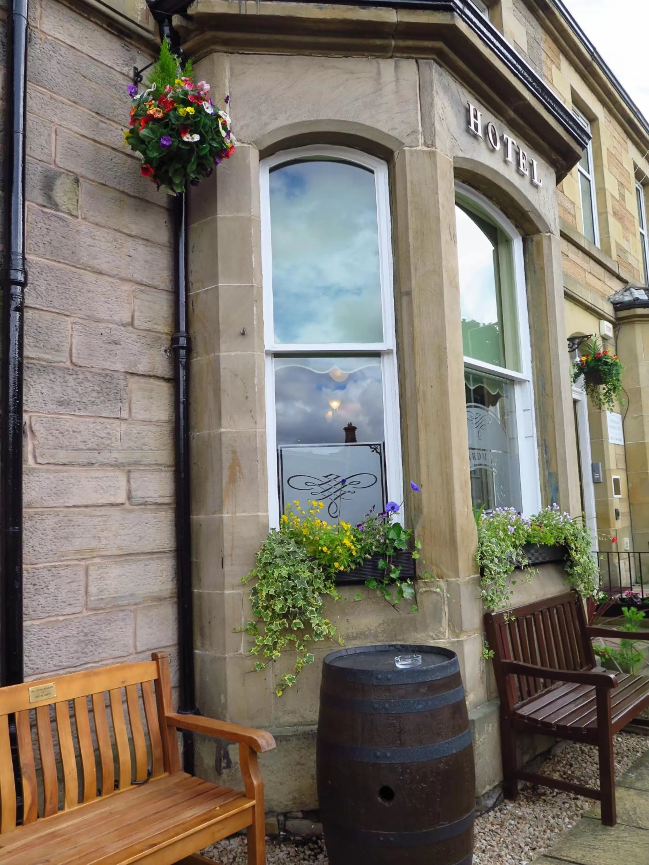 Patio, Patio/Outdoor Area in Ardmillan Hotel