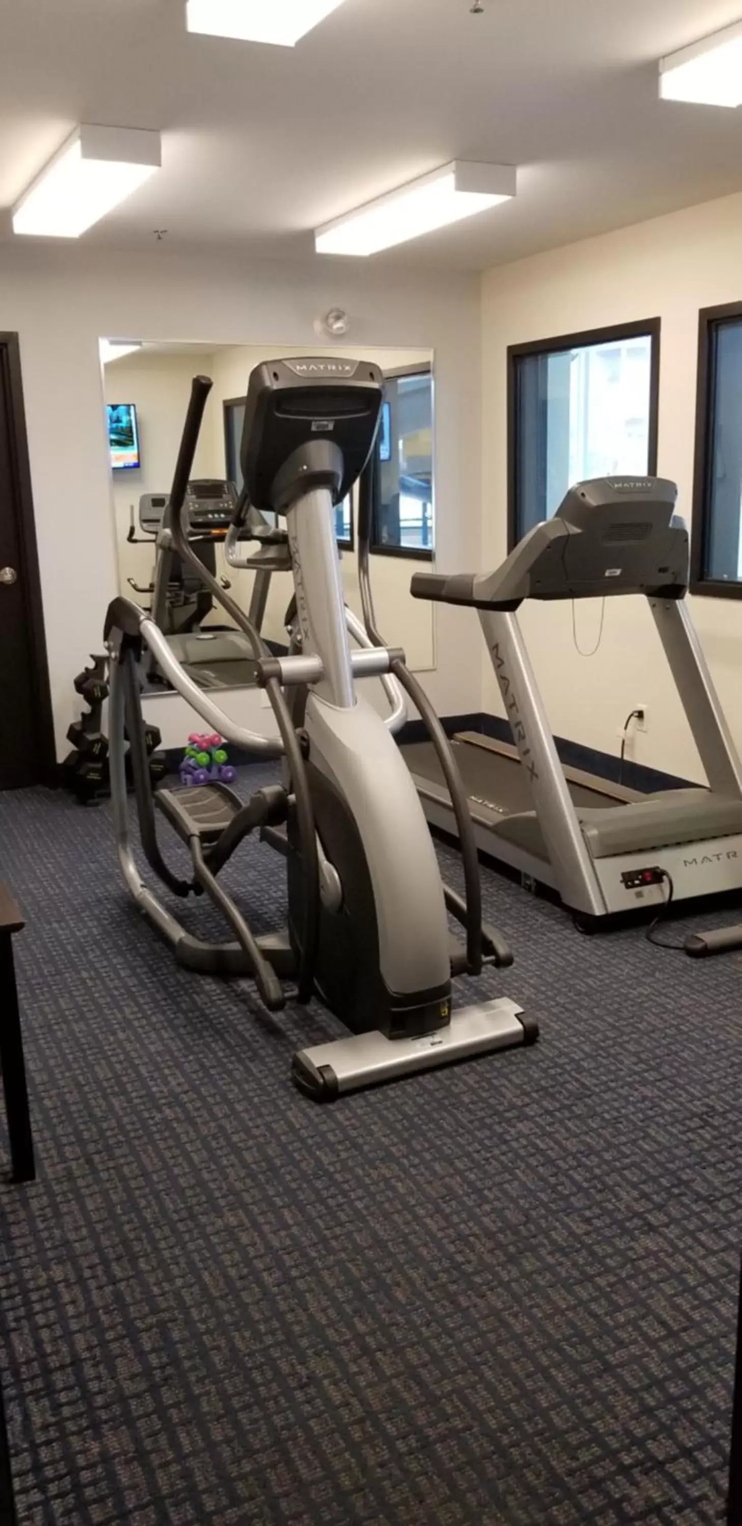 Fitness centre/facilities in Super 8 by Wyndham Lachenaie/Terrebonne Fitness centre/facilities in Super 8 by Wyndham Lachenaie/Terrebonne