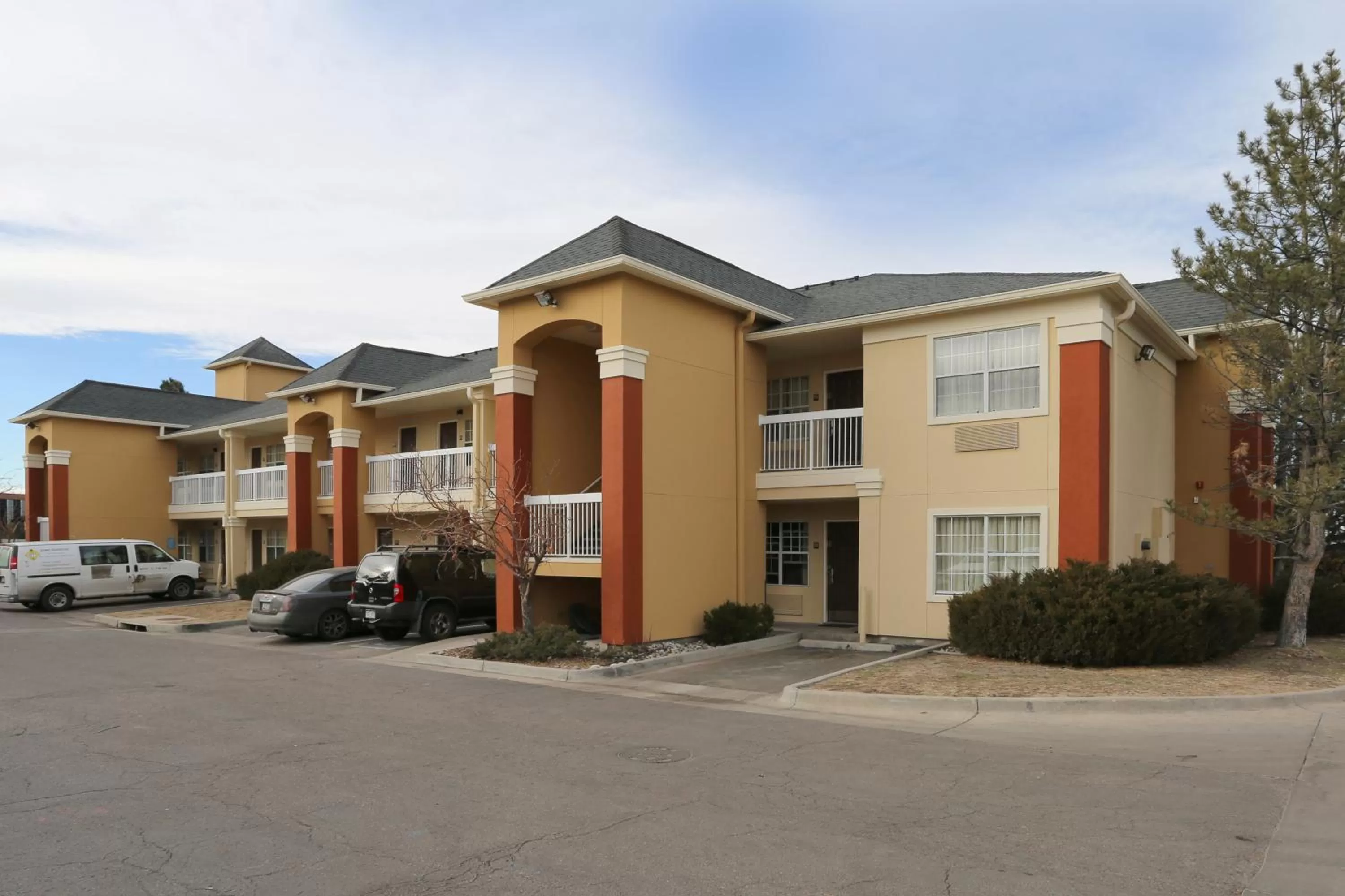 Property building in Extended Stay America Select Suites - Denver - Aurora South