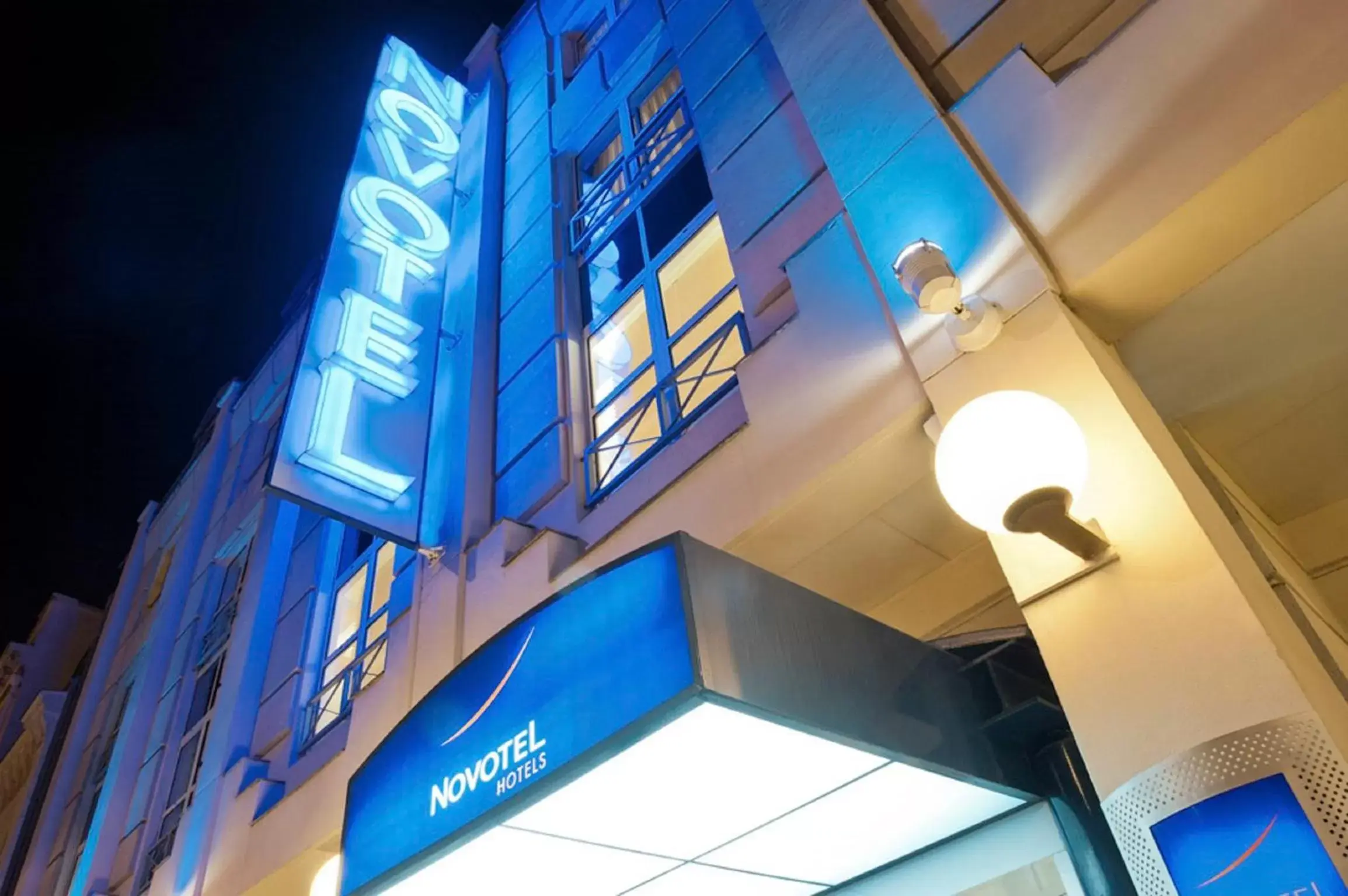 Facade/entrance, Property Building in Novotel Lille Centre Grand Place