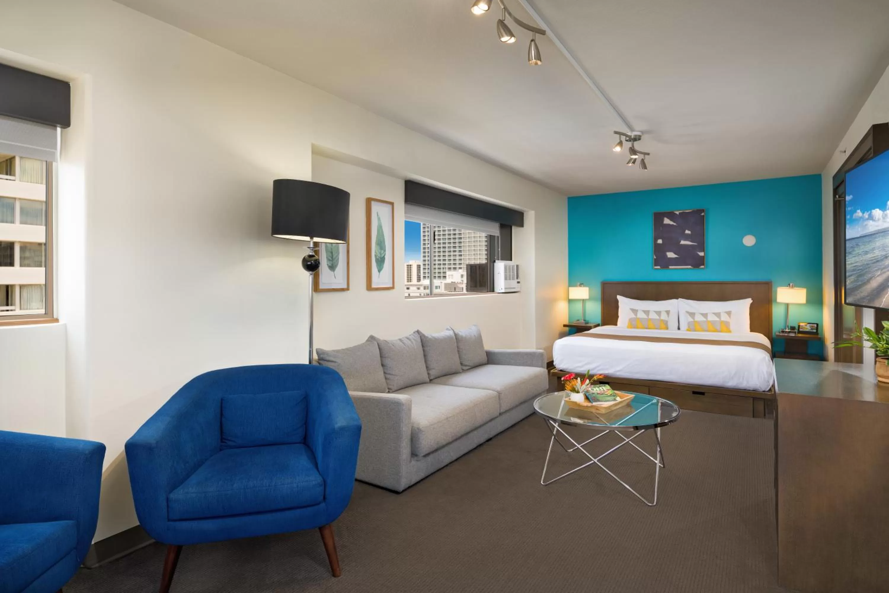 Bed in VIVE Hotel Waikiki