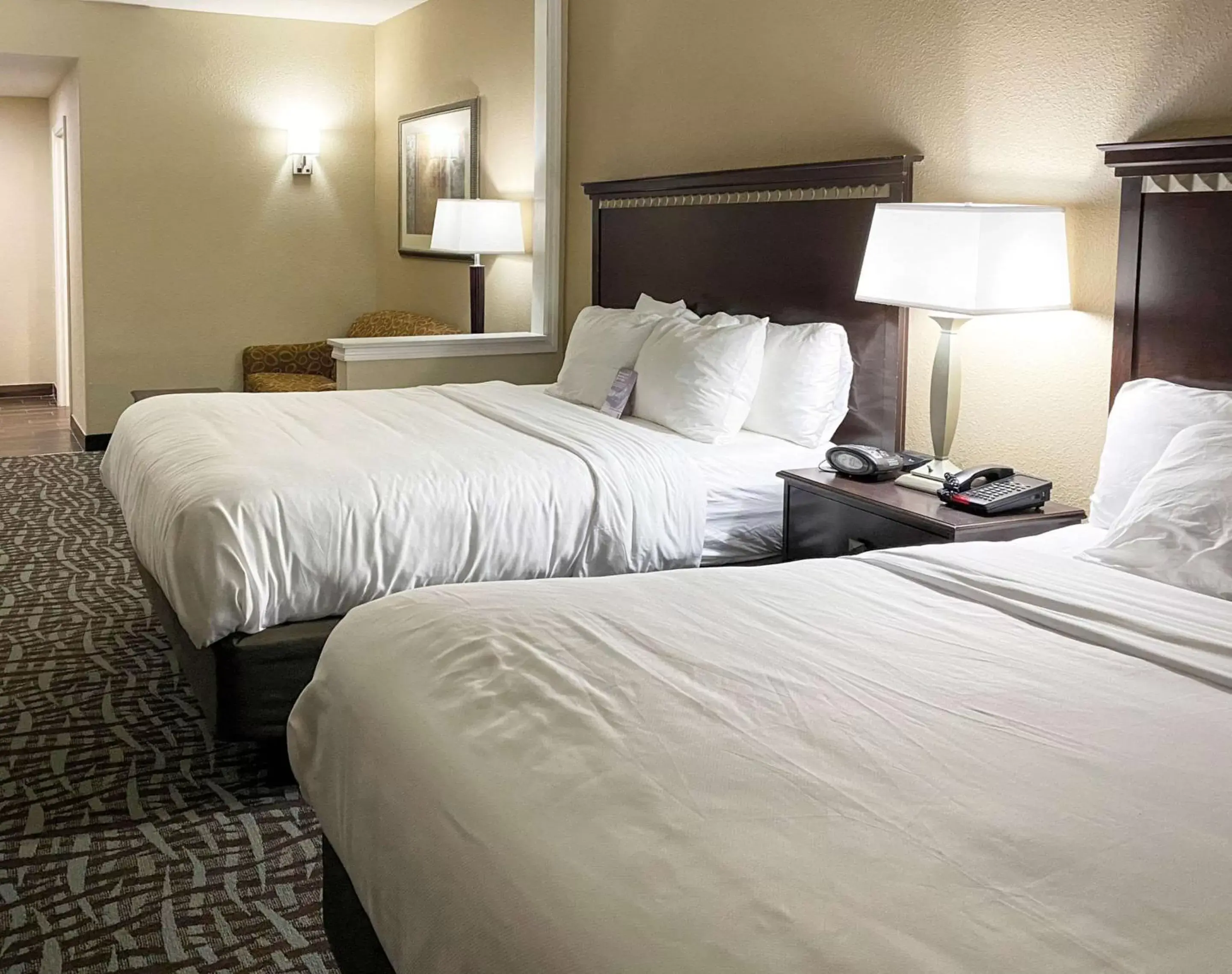 Bedroom, Bed in Comfort Suites by Choice Hotels, Kingsland, I-95, Kings Bay Naval Base