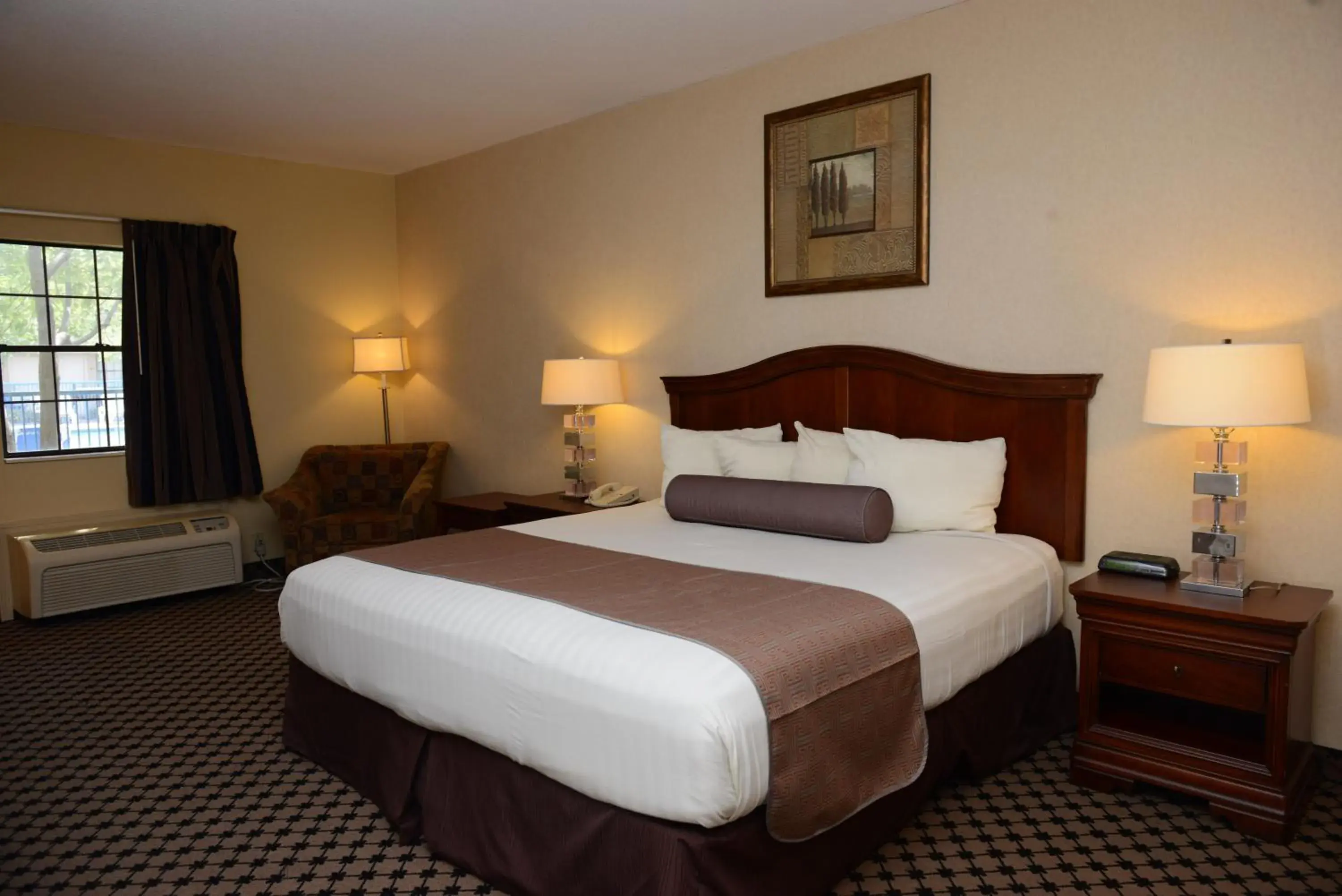 Bed in Americas Best Value Inn - Tunica Resort