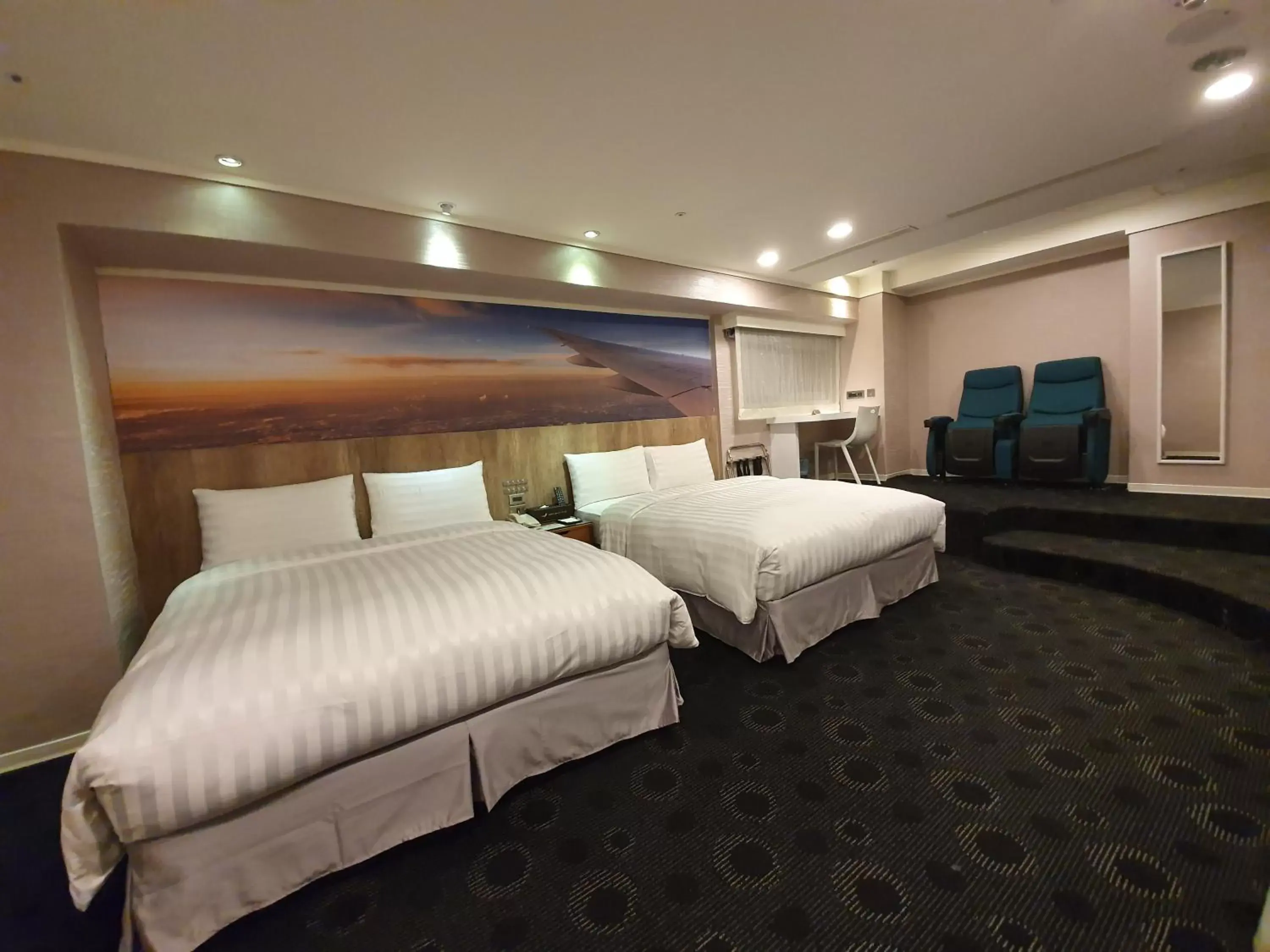 Bedroom, Bed in Ximen Airline Hotel
