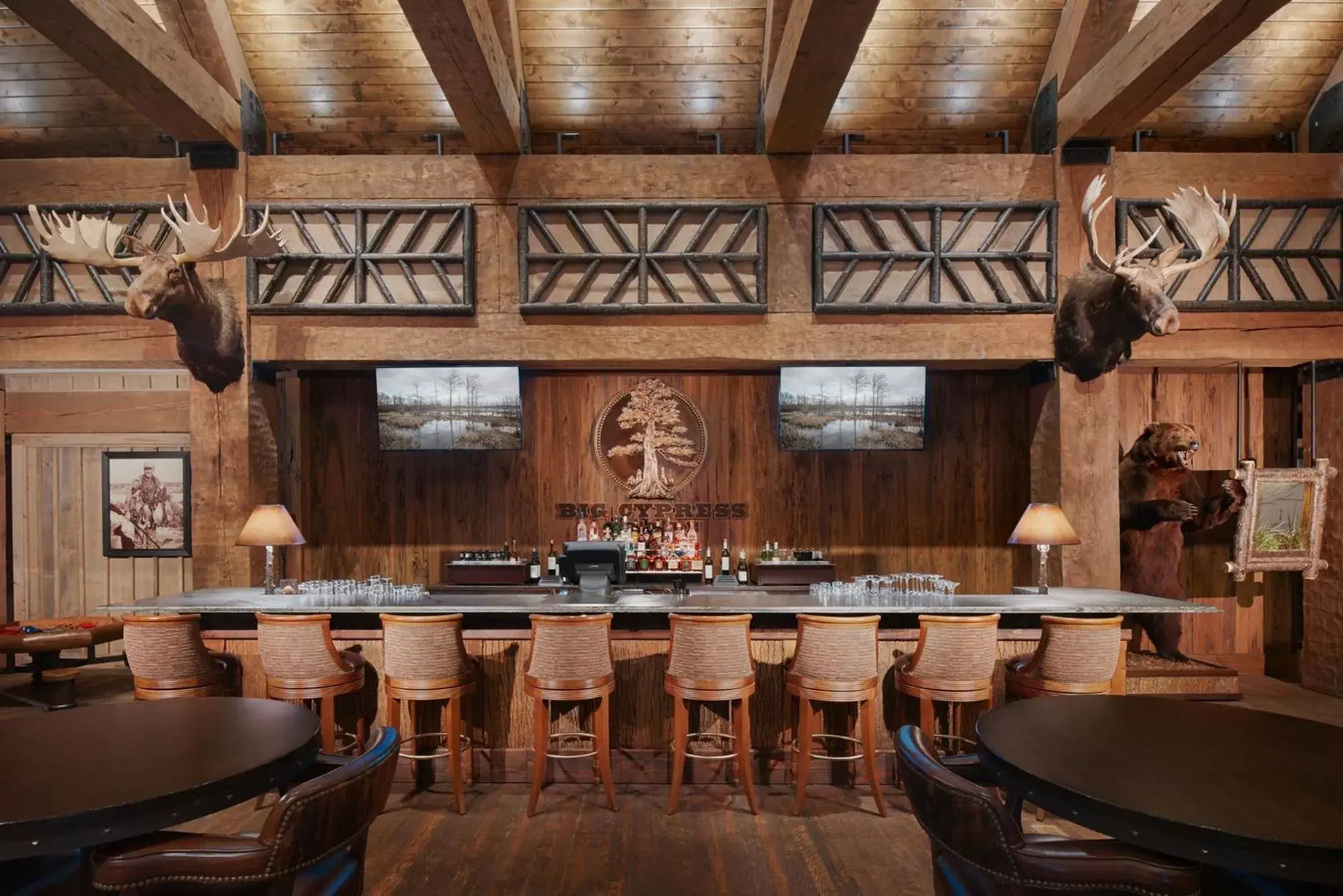 Lobby or reception, Lounge/Bar in Big Cypress Lodge