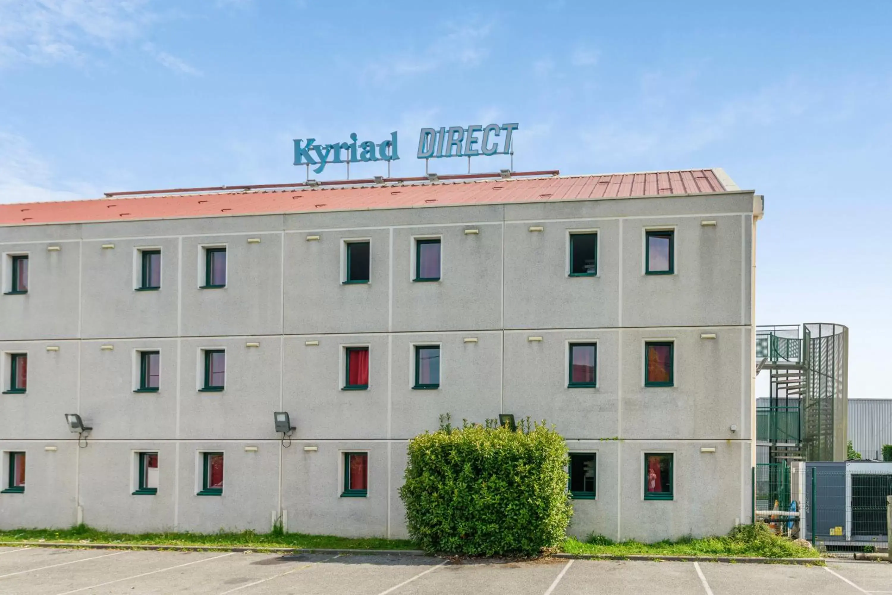 Property Building in Kyriad Direct Annemasse - Genève