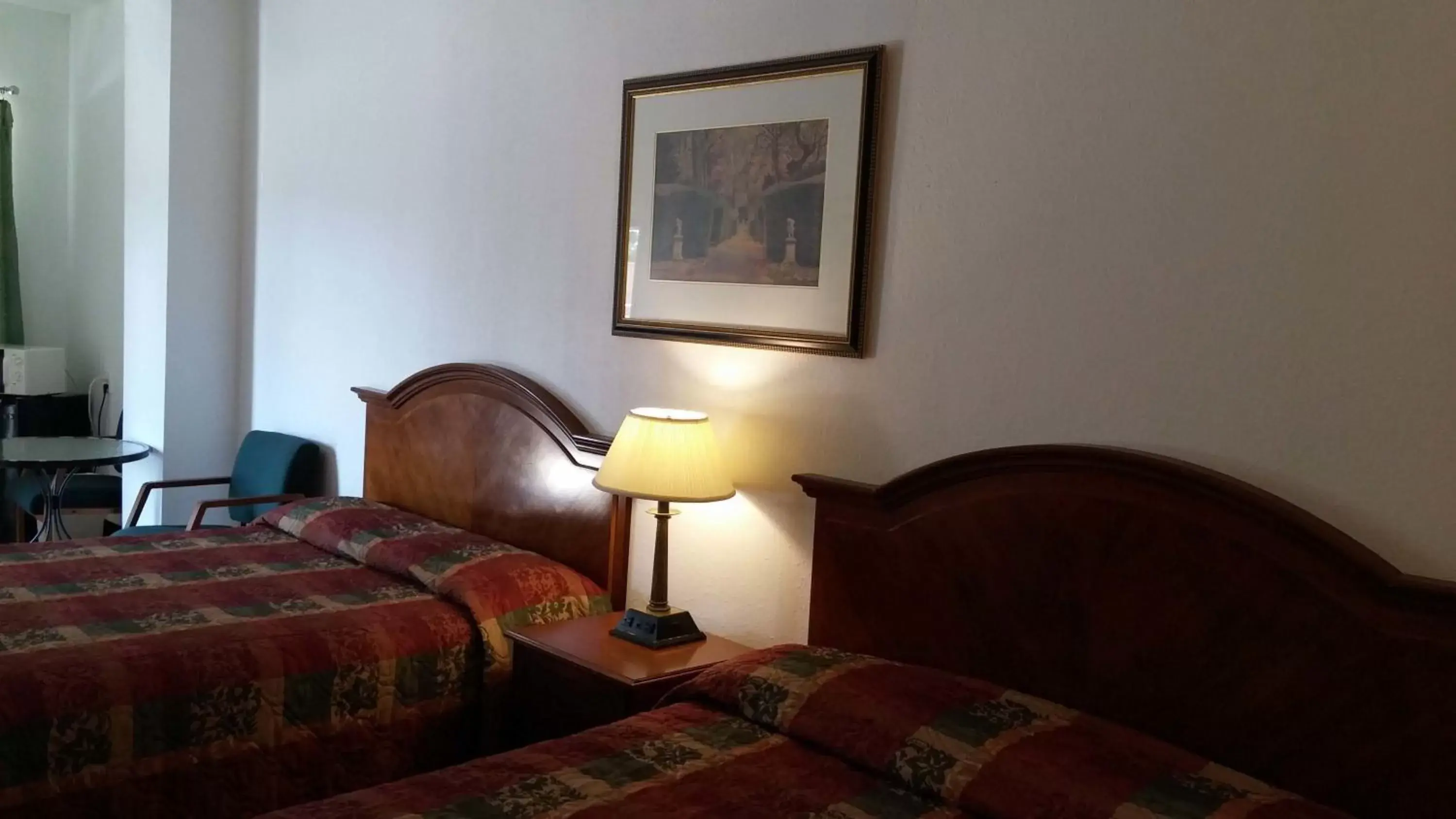 Other, Bed in Country Regency Inn & Suites