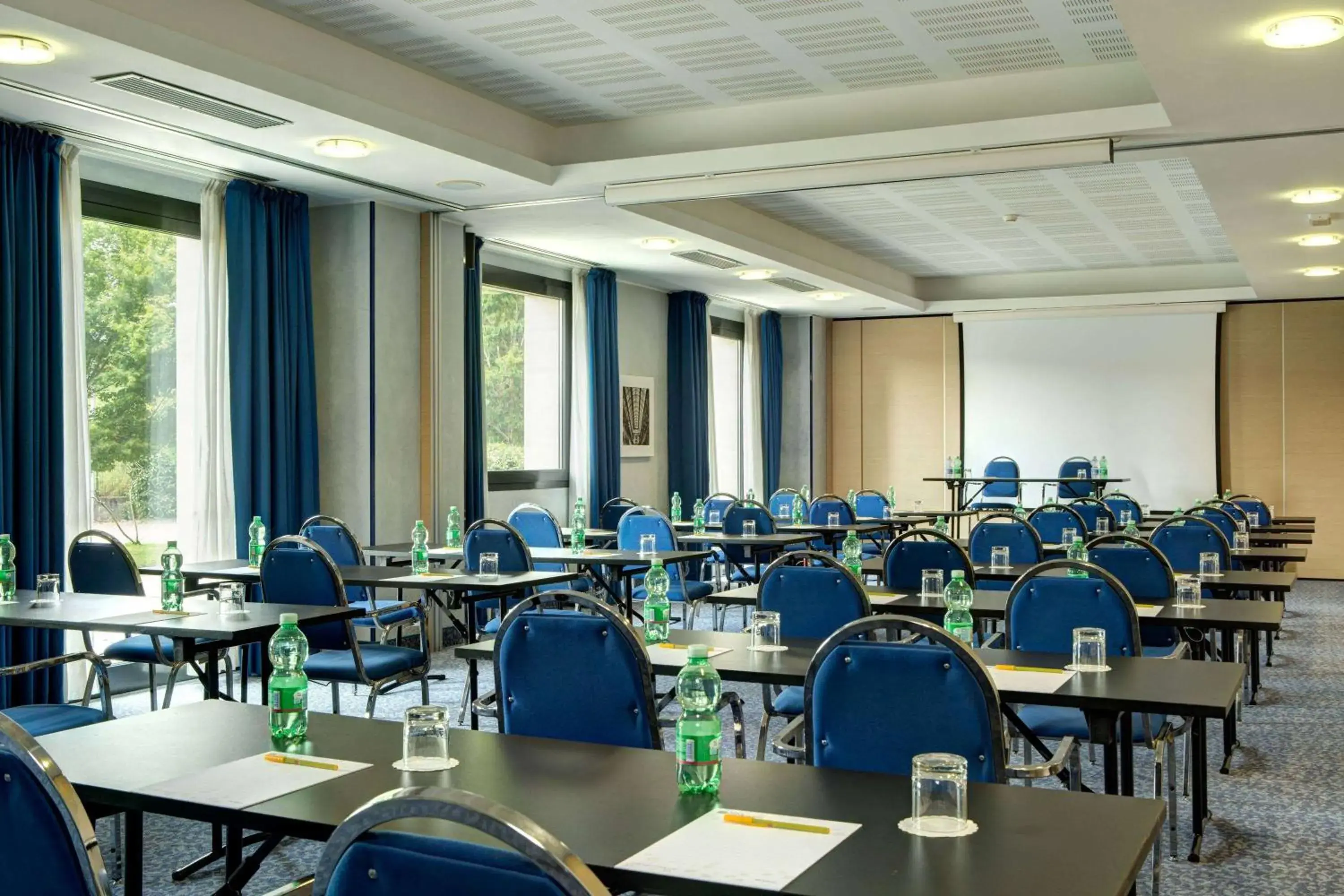 Meeting/conference room in Dolce by Wyndham Milan Malpensa