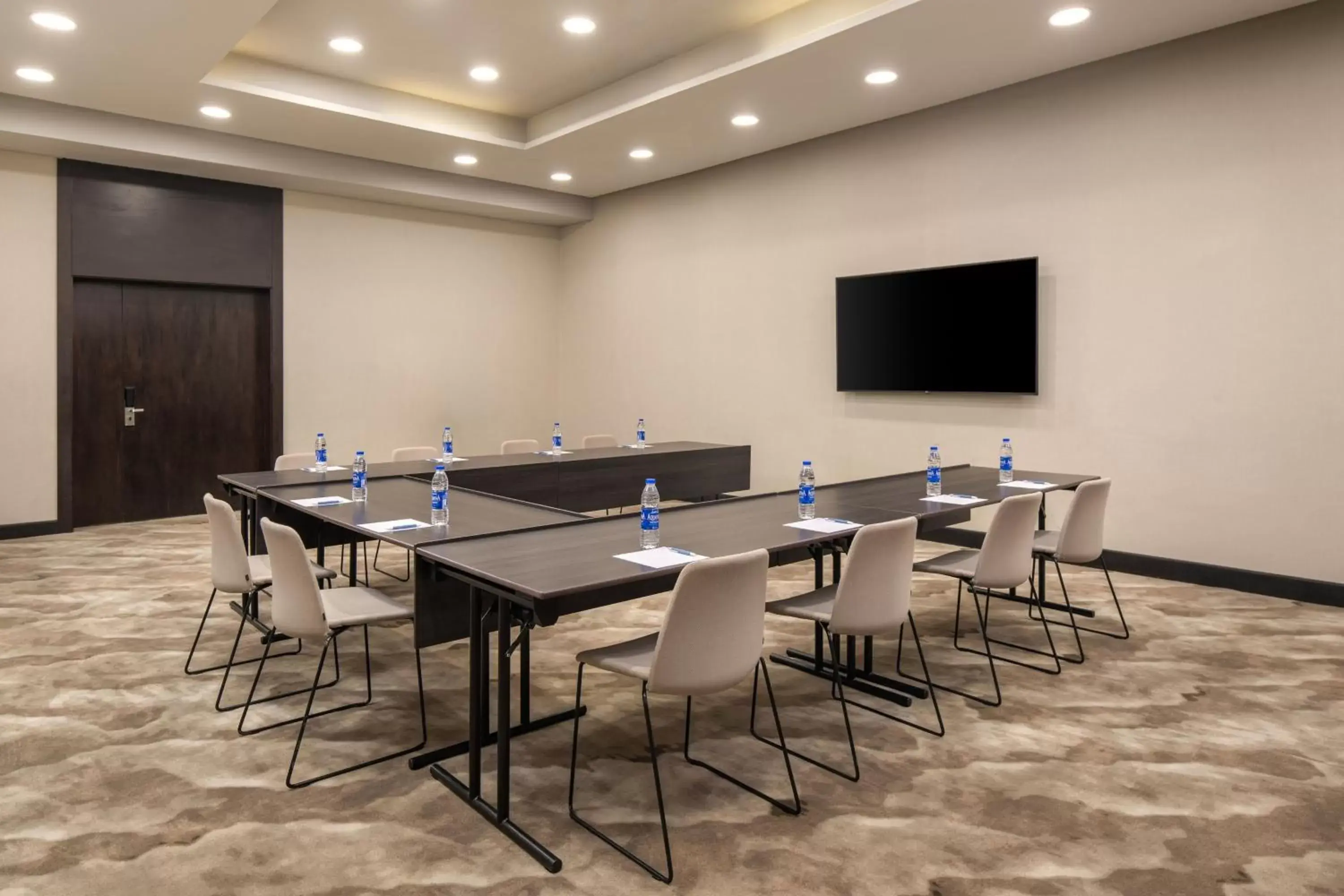 Meeting/conference room in Four Points by Sheraton Lagos