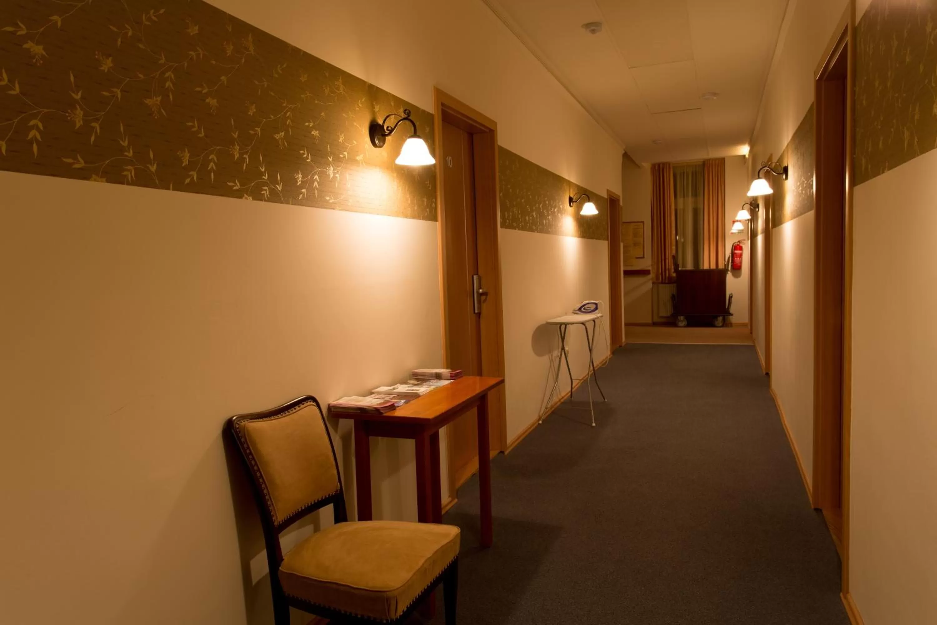 Property building in Körös Panzió és Étterem