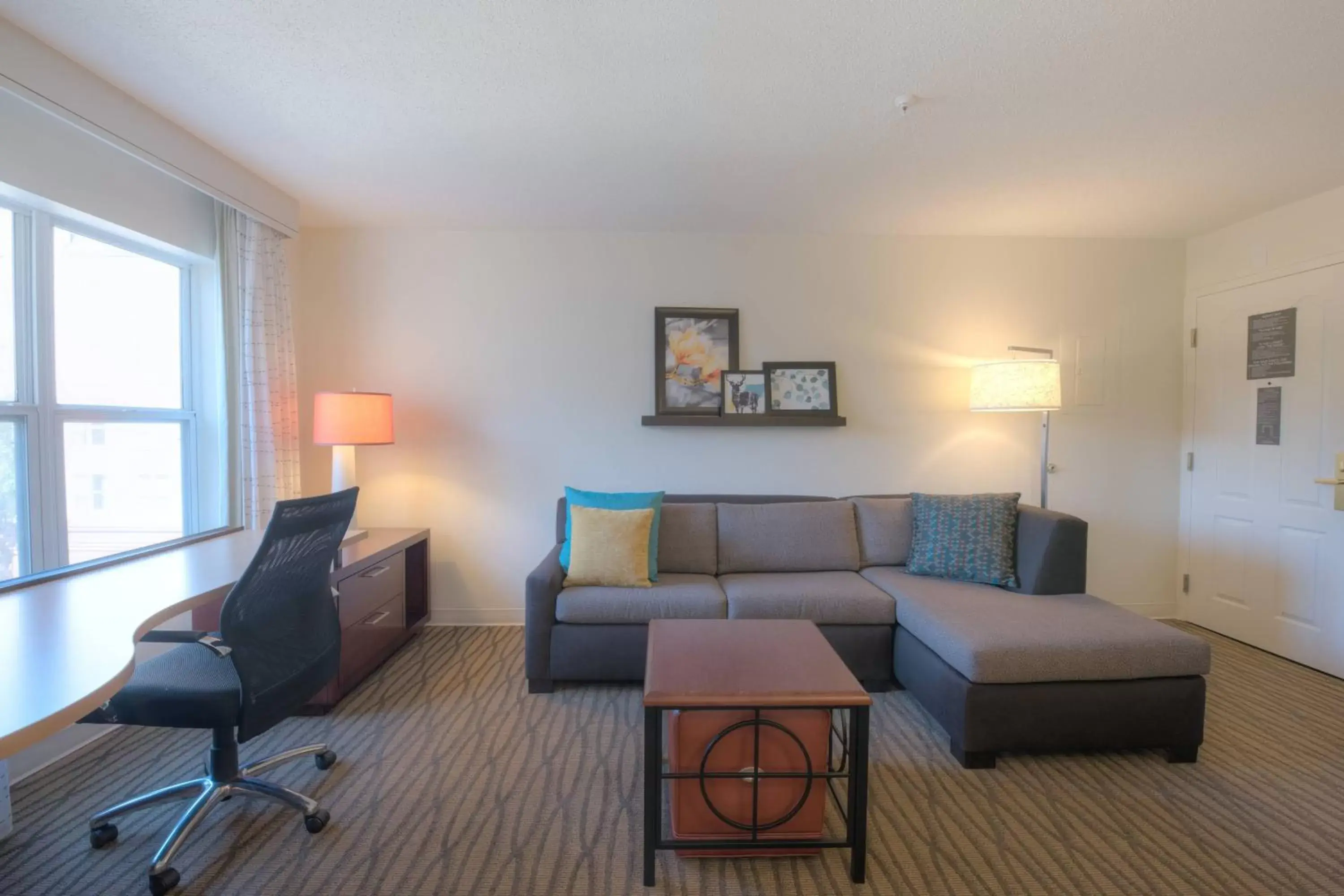 Living room, Seating Area in Residence Inn Atlanta Buckhead/Lenox Park