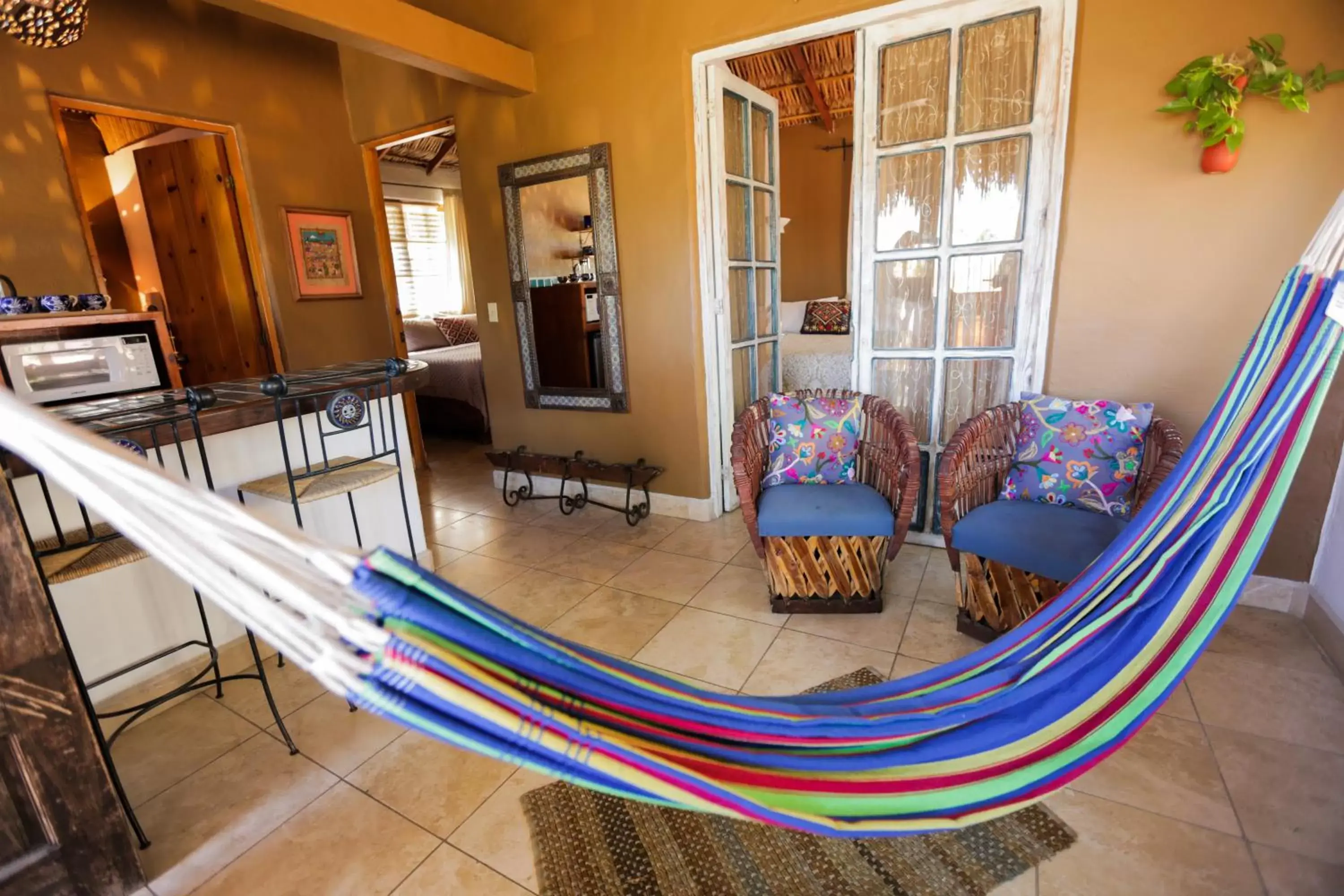 Living room, Seating Area in The Bungalows Hotel