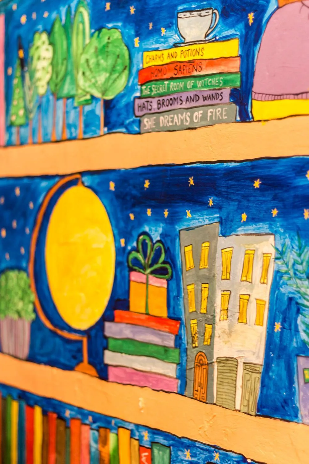 Decorative detail in Baroque Hostel & Coworking