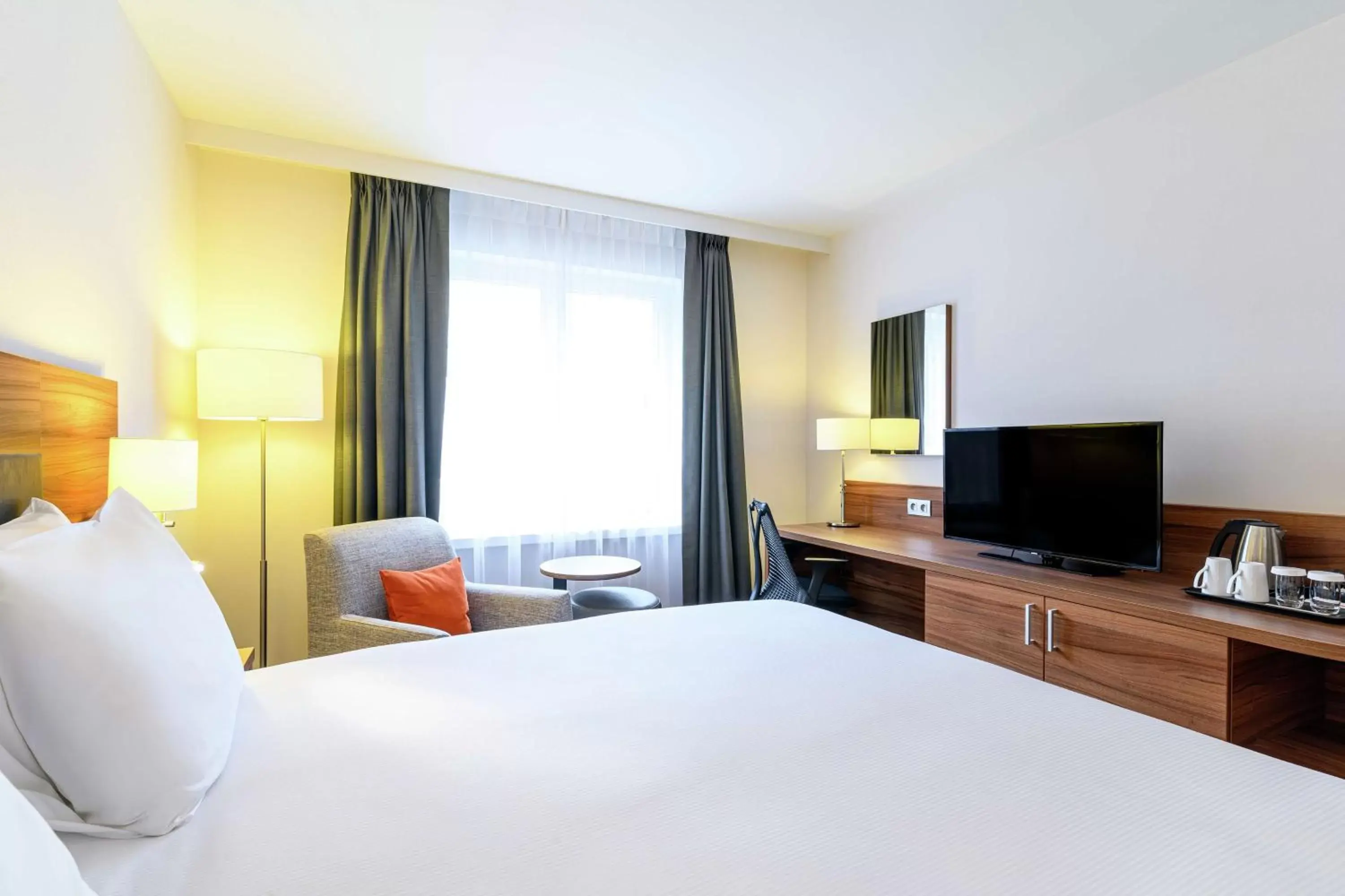 Bed in Hilton Garden Inn Brussels City Centre