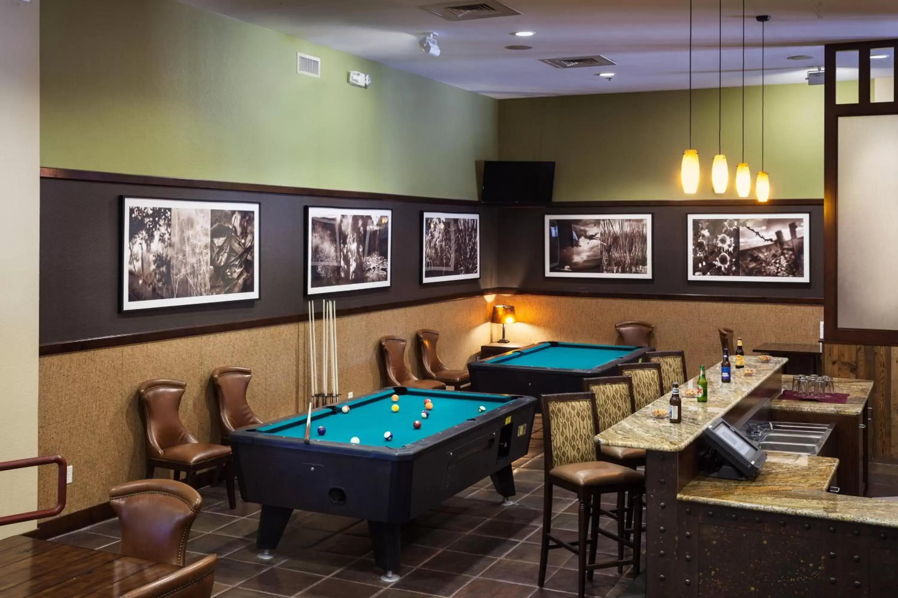Lounge or bar, Billiards in Holiday Inn San Antonio Northwest- SeaWorld Area, an IHG Hotel