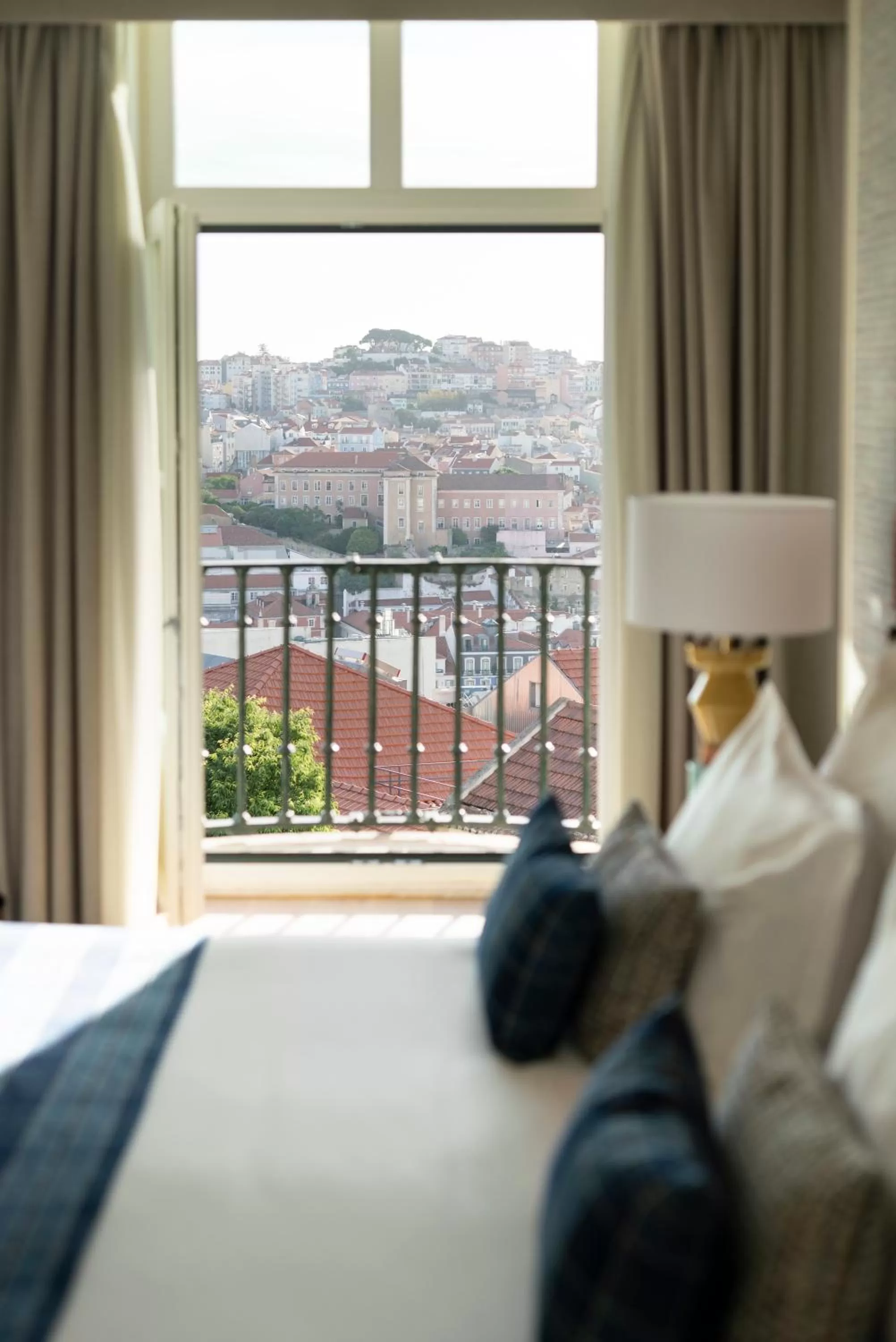 City view, Bed in Palácio Ludovice Wine Experience Hotel