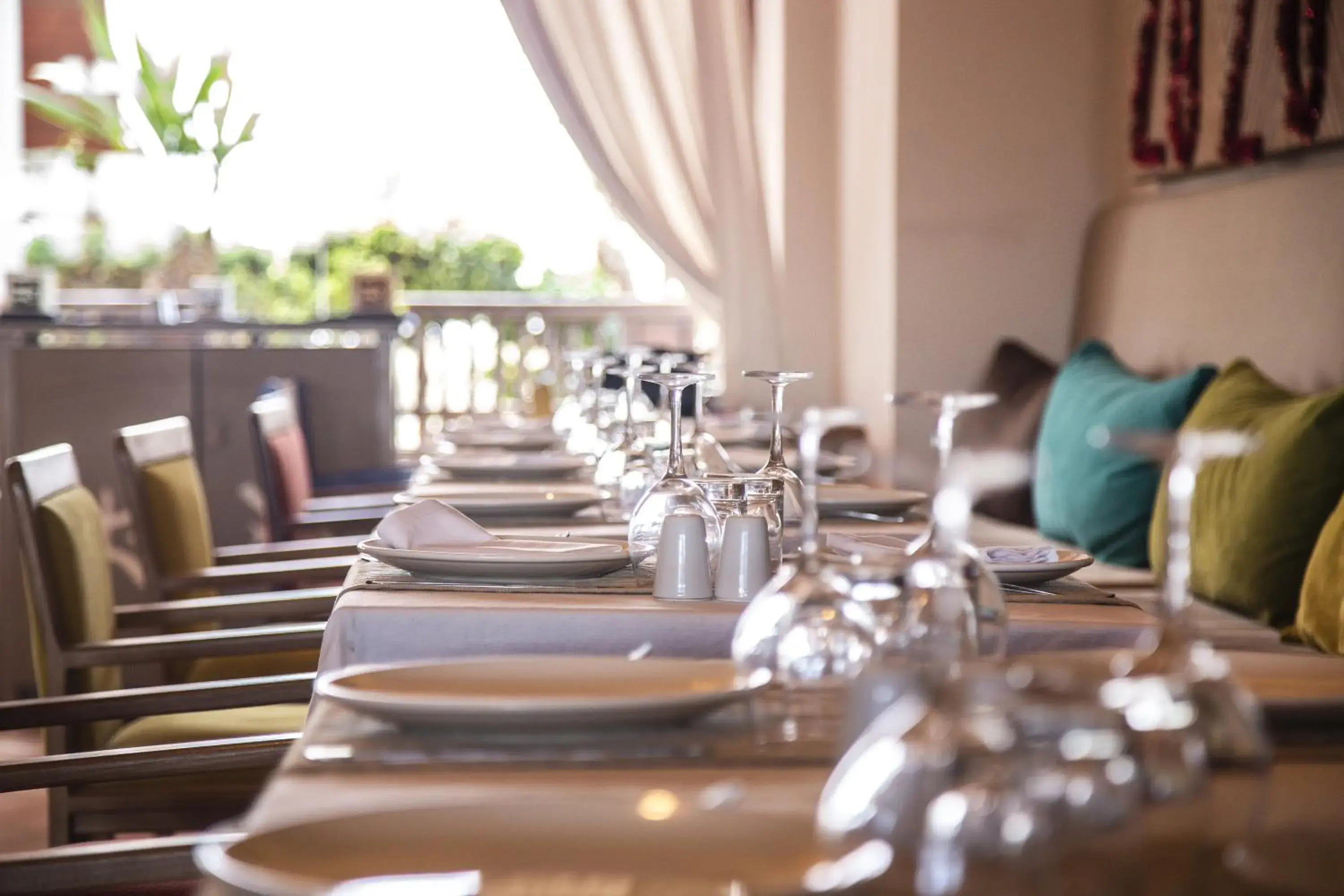 Restaurant/places to eat in Borjs Hotel Suites & Spa Restaurant/places to eat in Borjs Hotel Suites & Spa