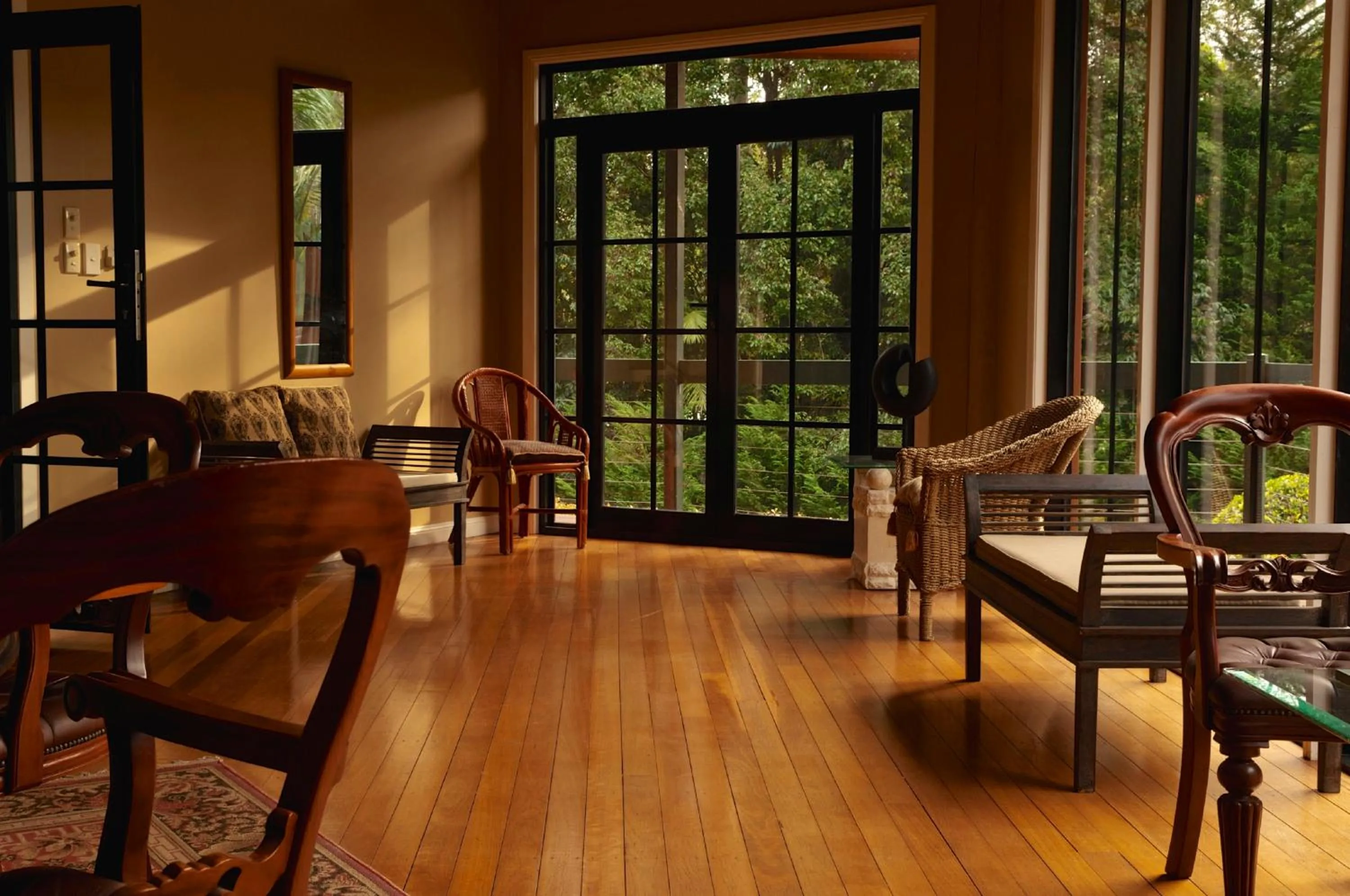 Communal lounge/ TV room in Escarpment Retreat & Day Spa for Couples