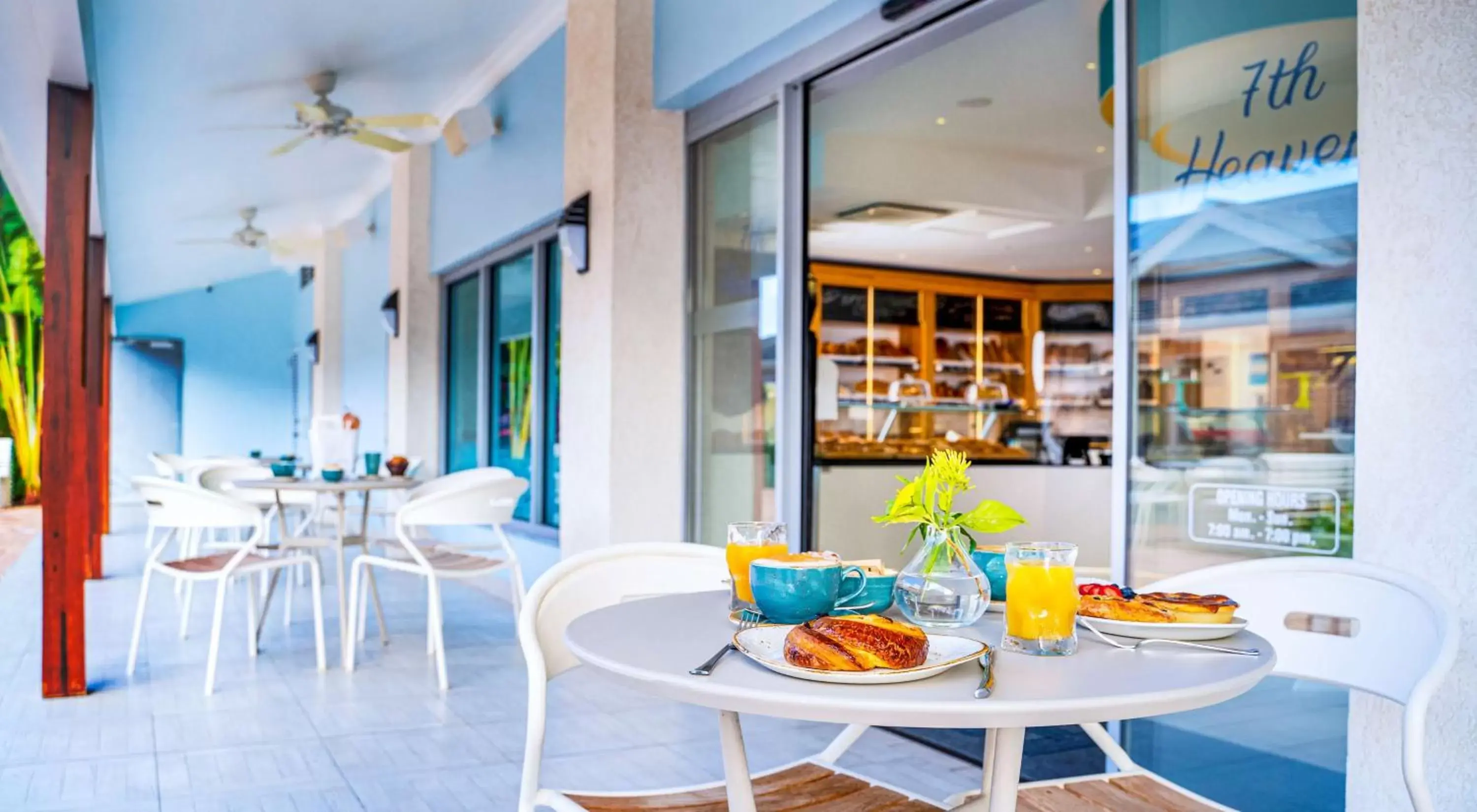 Dining area, Restaurant/Places to Eat in Harbor Club St Lucia, Curio Collection by Hilton