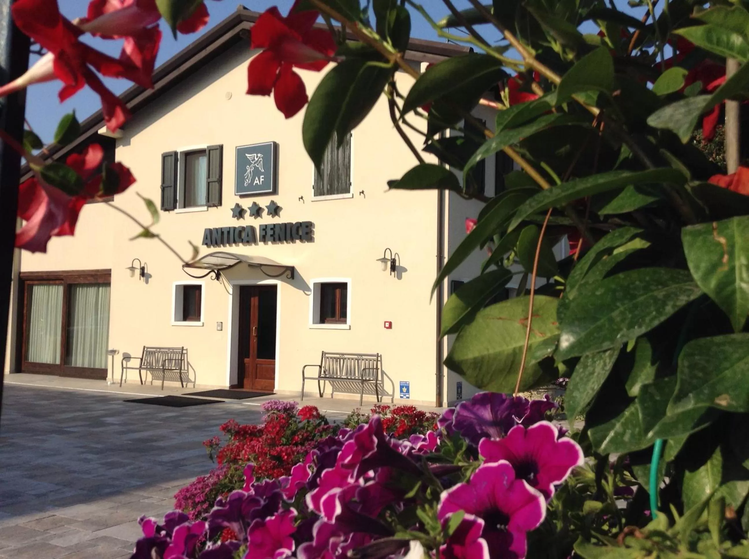 Facade/entrance in Hotel Antica Fenice