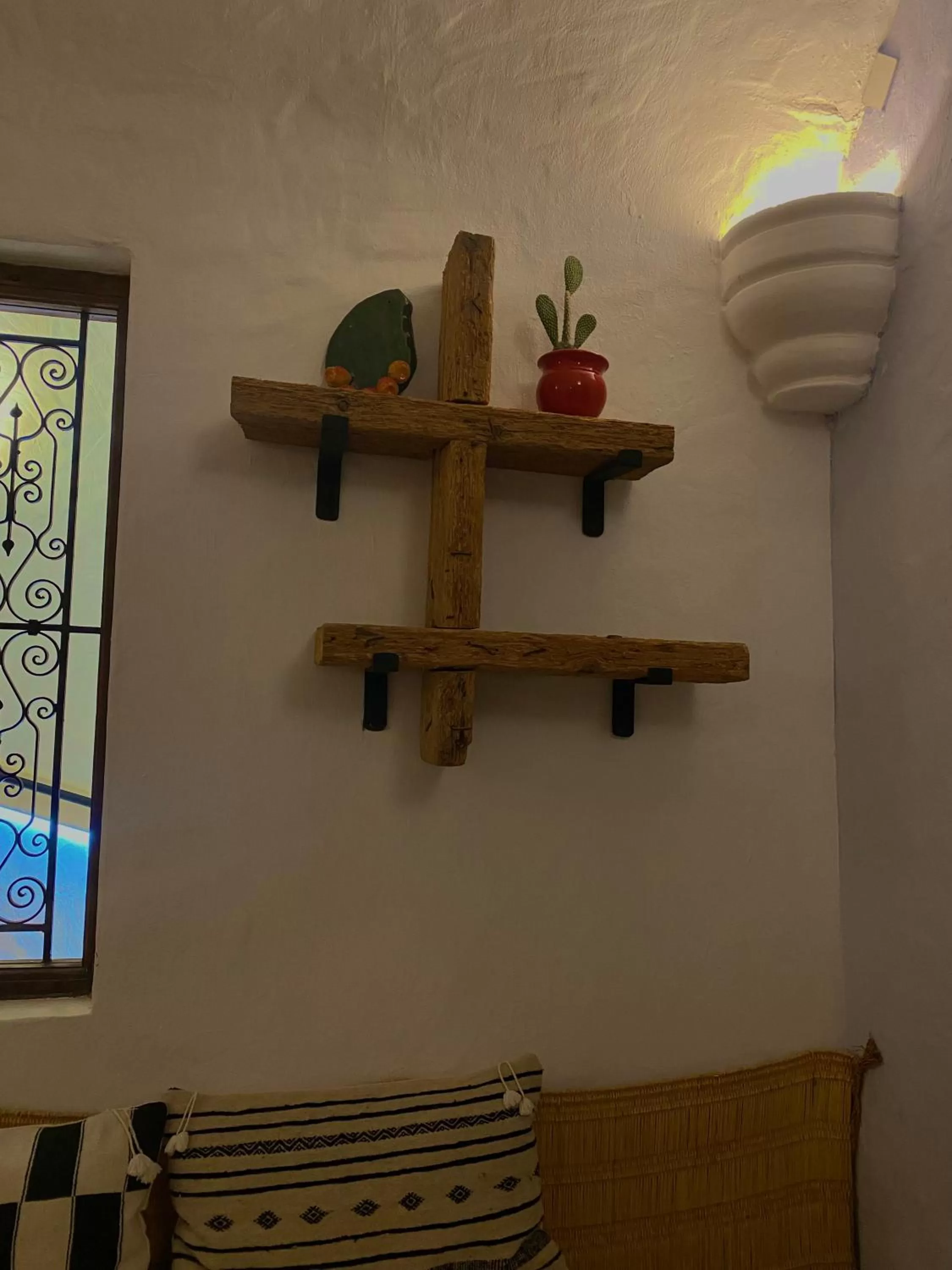 Decorative detail in Djerba Authentique