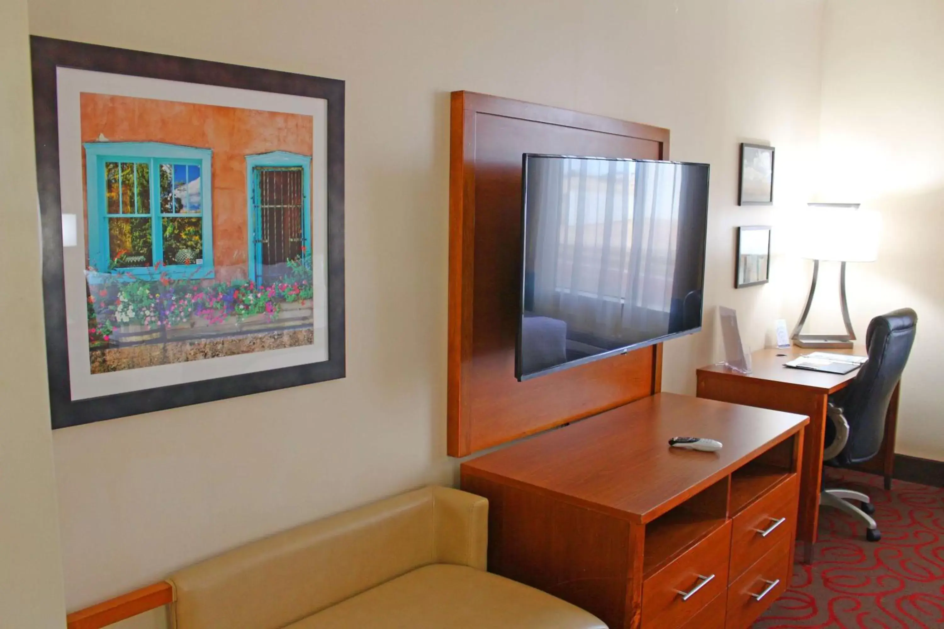 Photo of the whole room, TV/Entertainment Center in Best Western Cannon A.F.B.