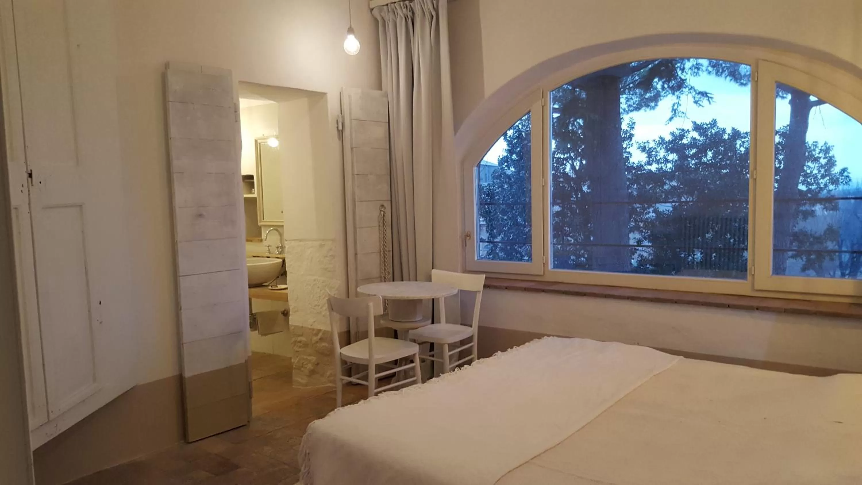 Day, Bed in B&B A Piazza del Gesù