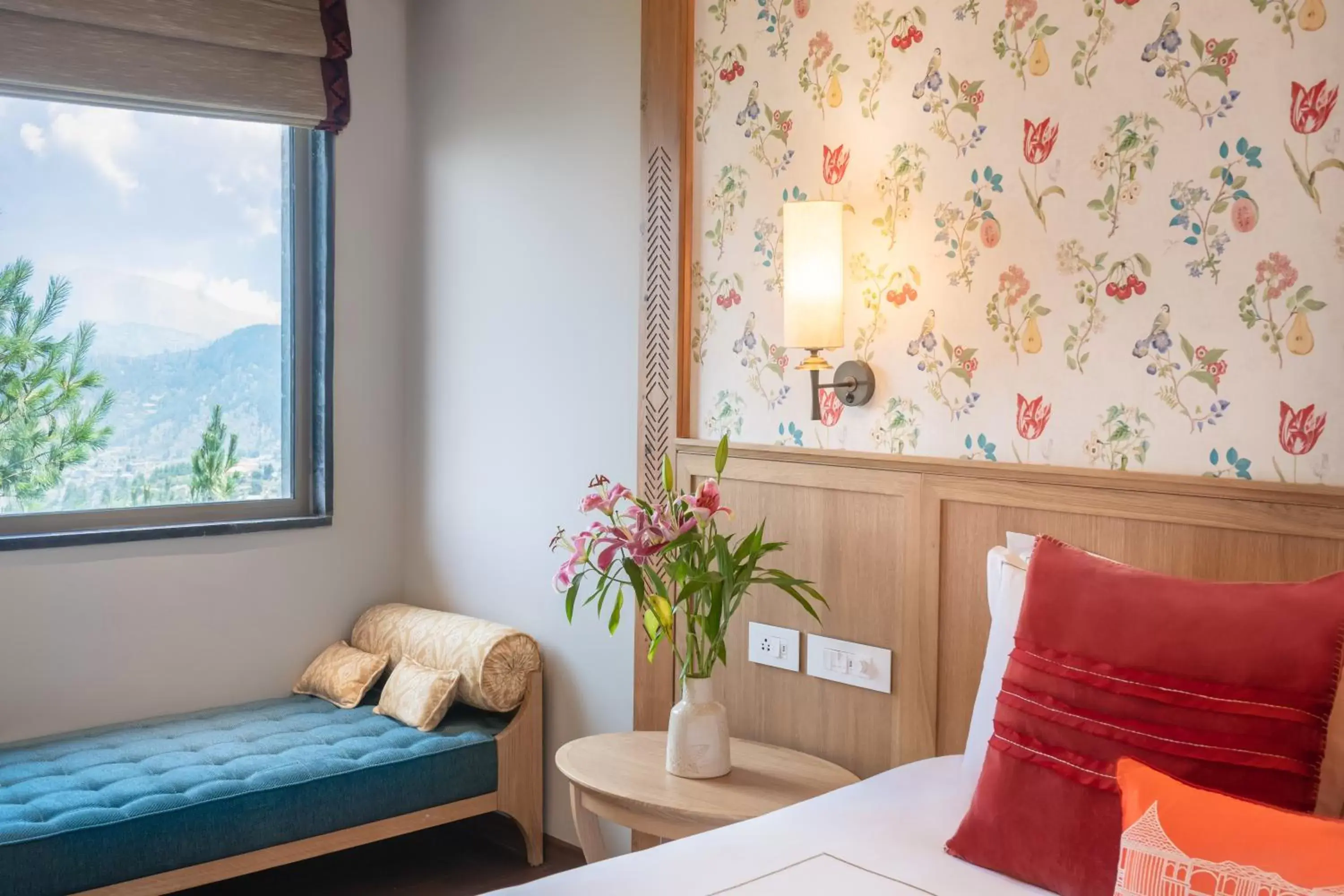View (from property/room), Bed in Taj Theog Resort & Spa Shimla